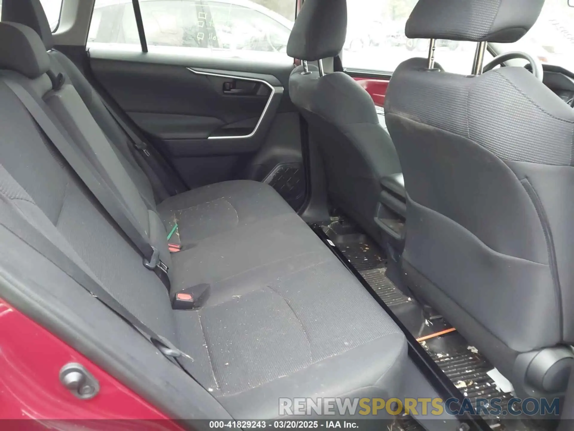 8 Фотография поврежденного автомобиля 2T3G1RFV3KC051706 TOYOTA RAV4 2019
