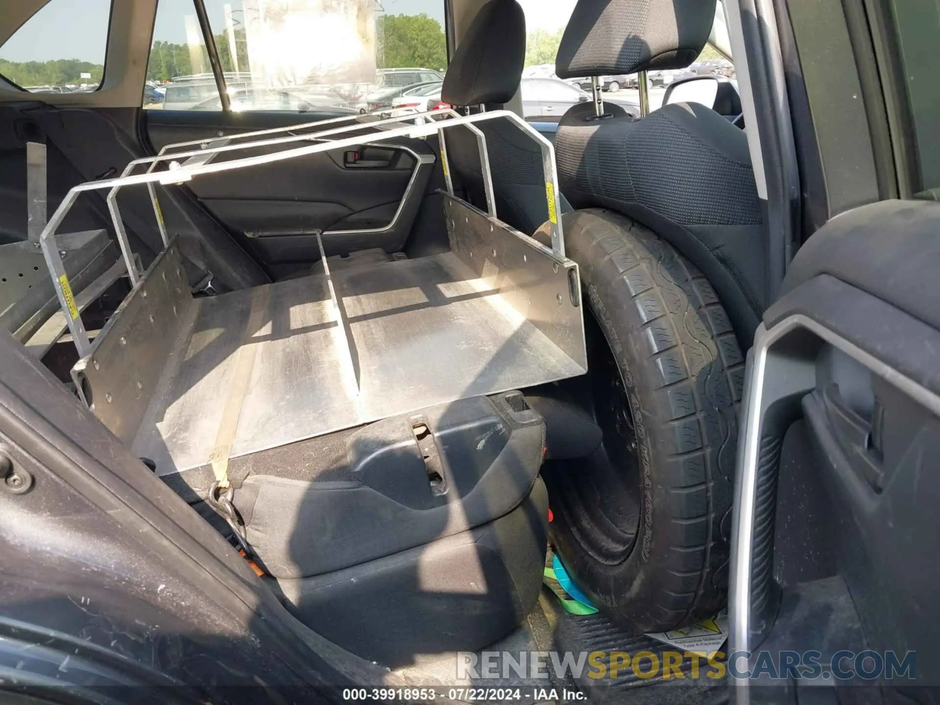 8 Фотография поврежденного автомобиля 2T3G1RFV6KC039937 TOYOTA RAV4 2019