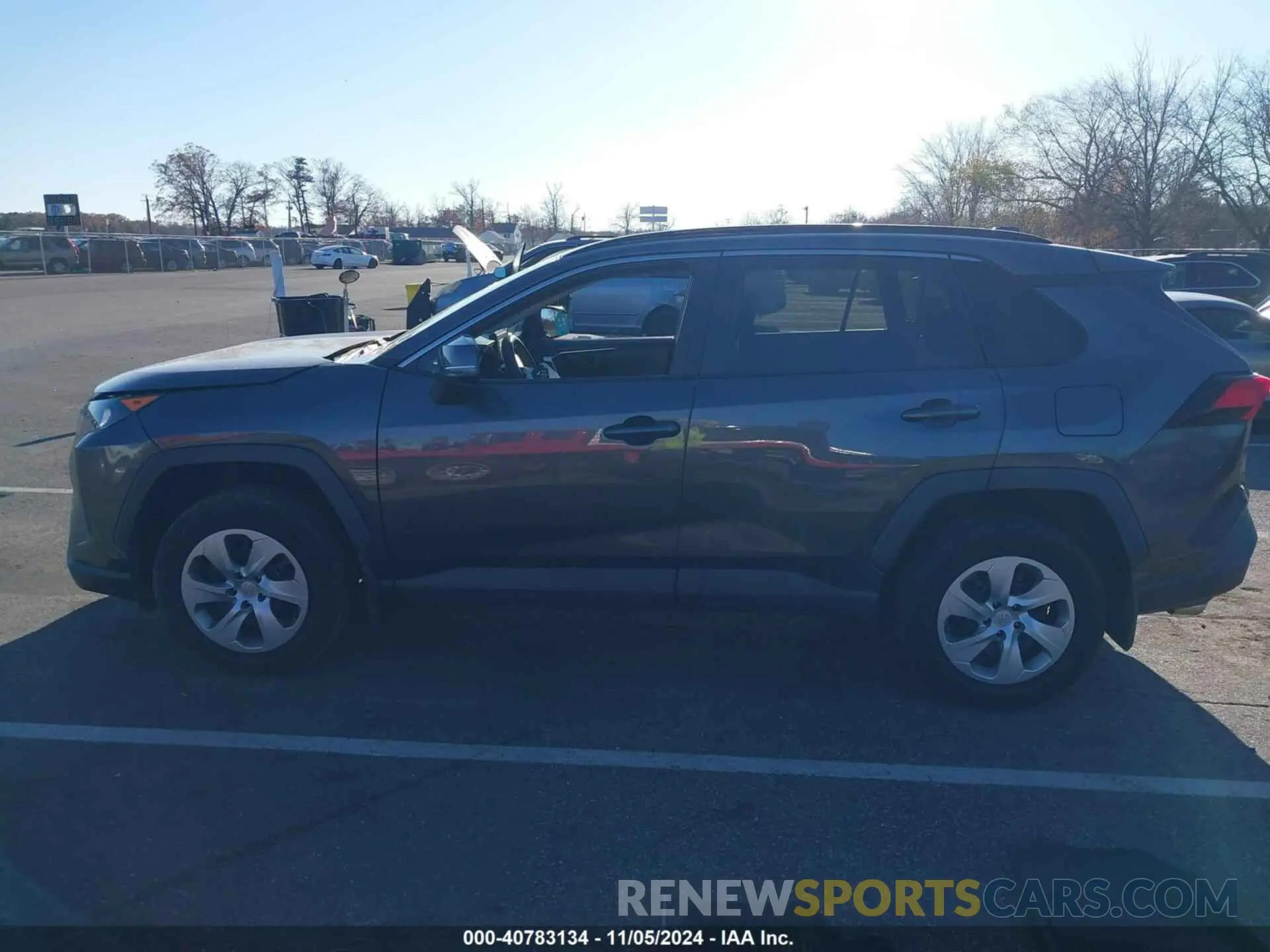 14 Photograph of a damaged car 2T3G1RFV6KC044636 TOYOTA RAV4 2019