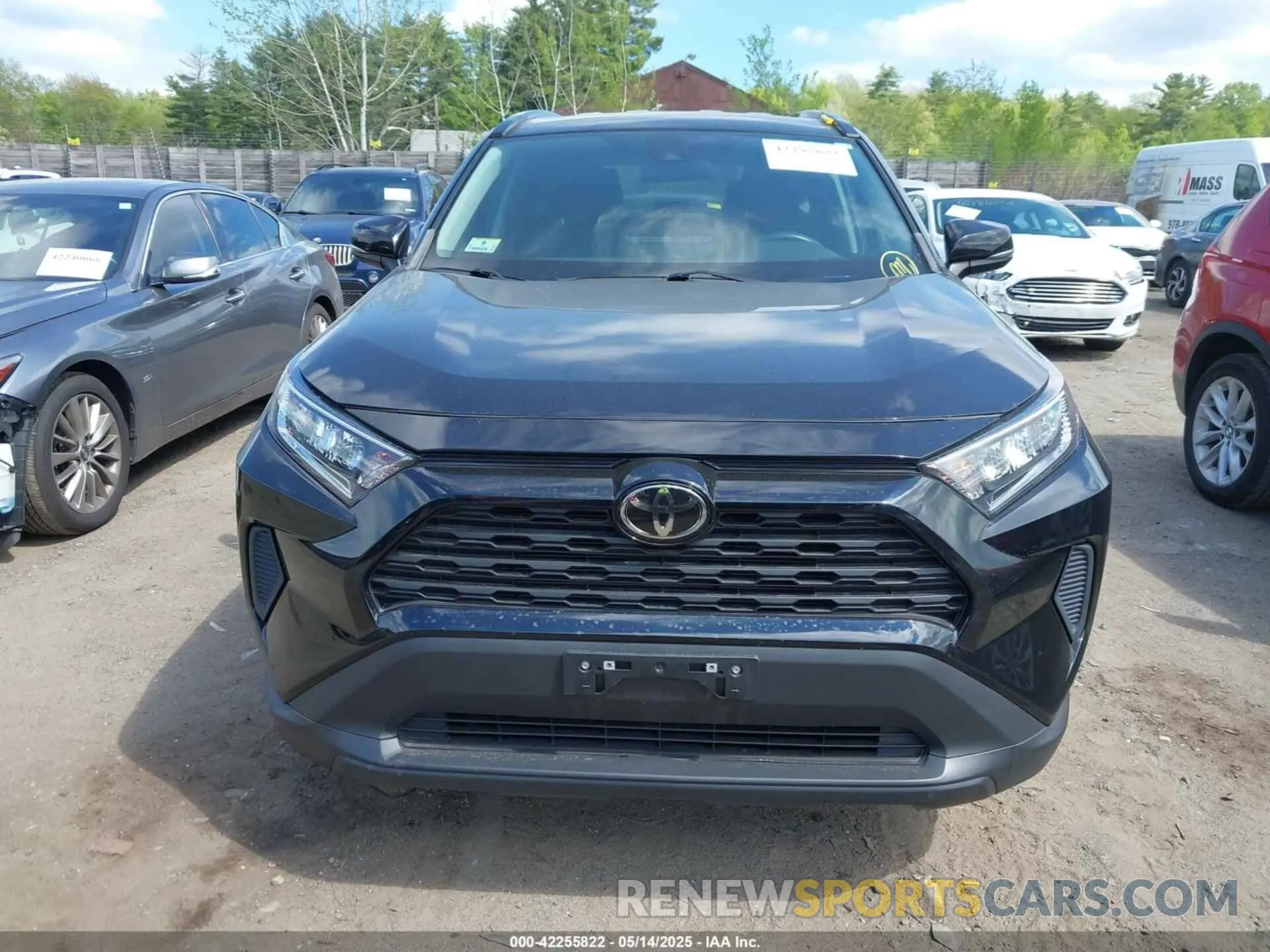 12 Photograph of a damaged car 2T3G1RFV6KW031660 TOYOTA RAV4 2019