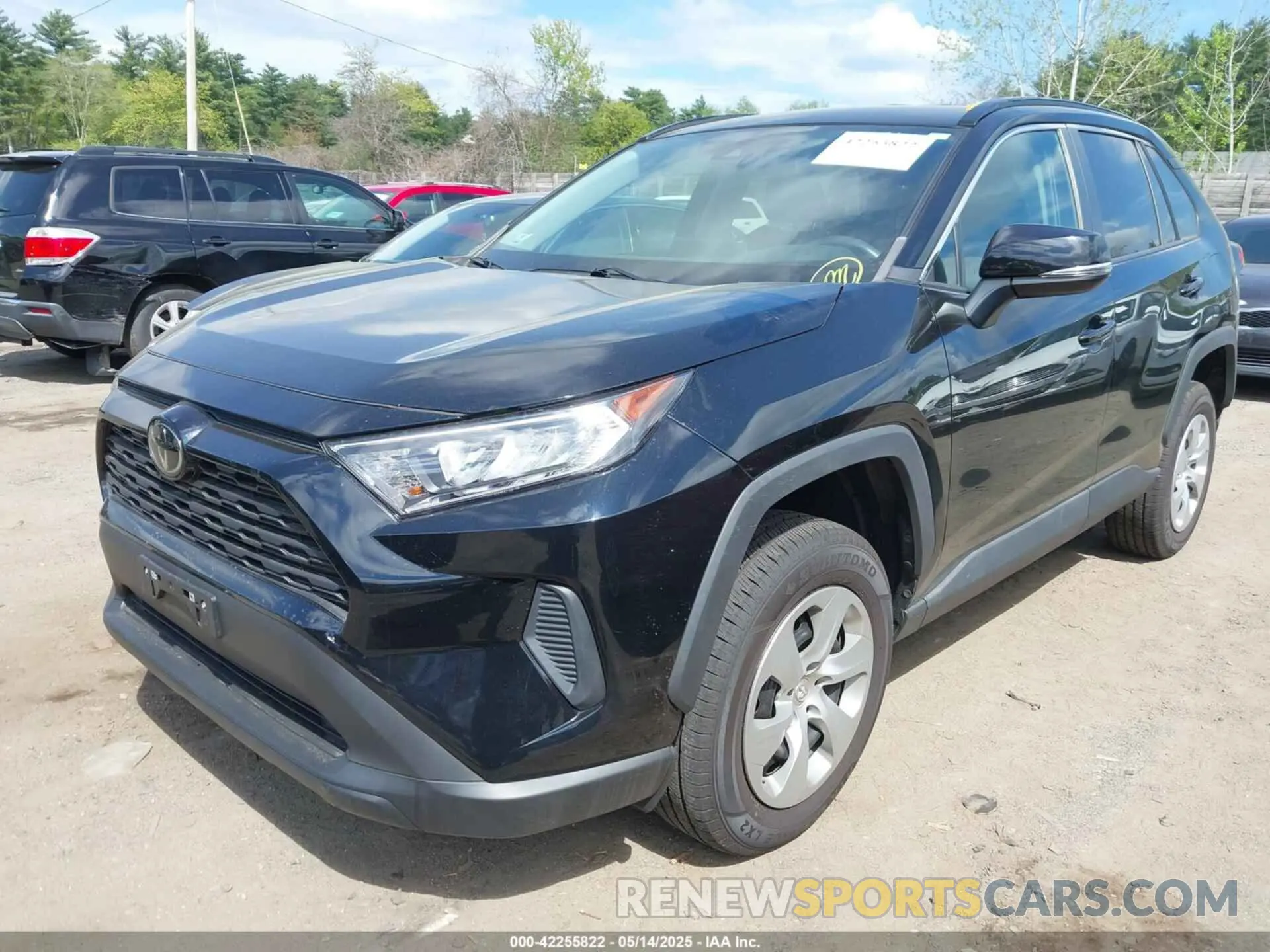 2 Photograph of a damaged car 2T3G1RFV6KW031660 TOYOTA RAV4 2019