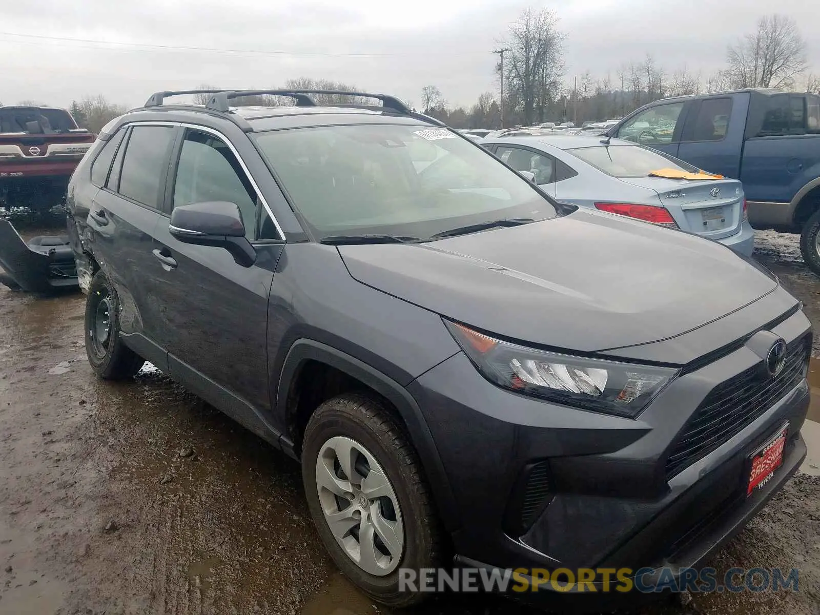 1 Photograph of a damaged car 2T3G1RFV9KC049846 TOYOTA RAV4 2019