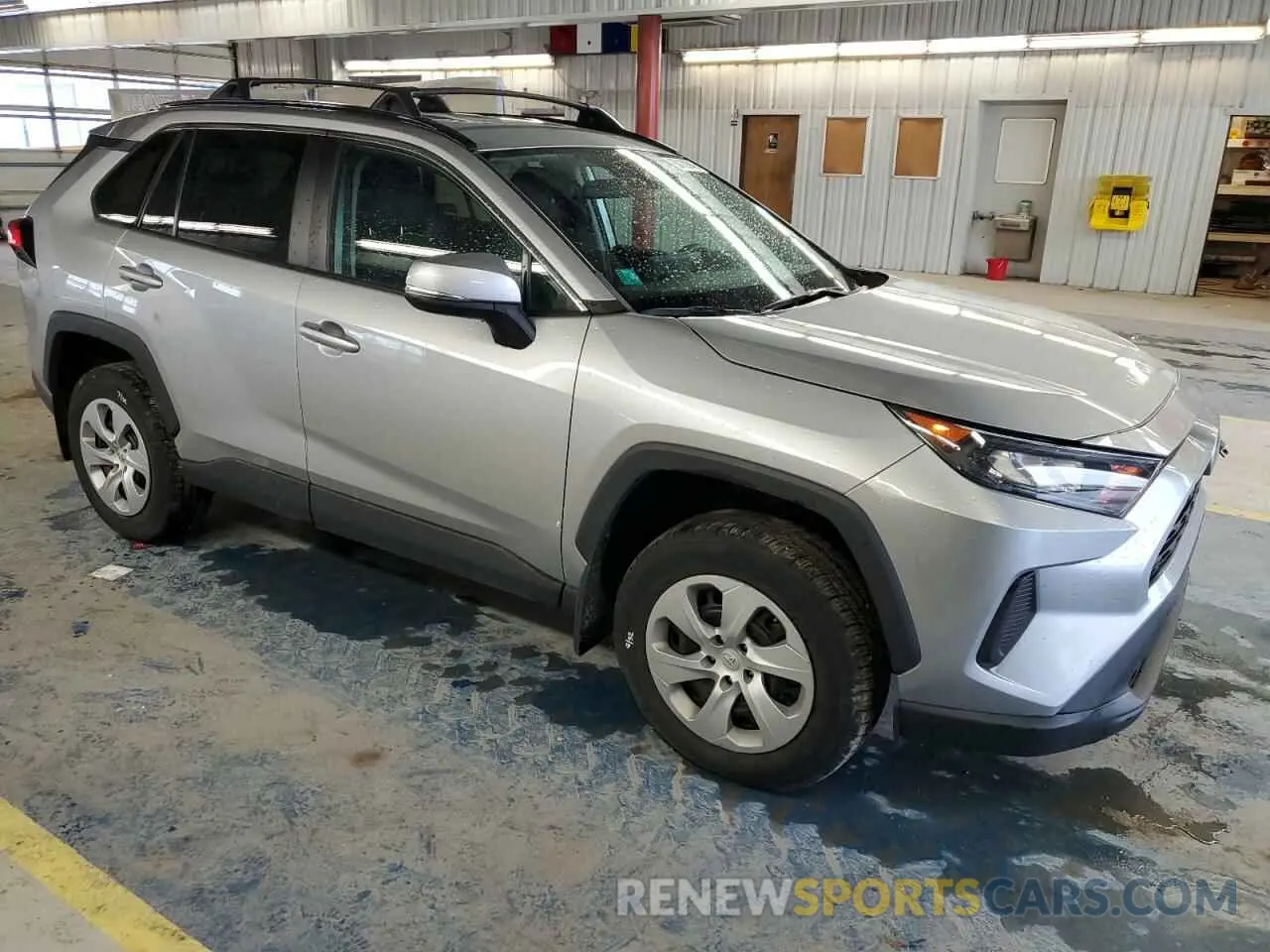 4 Photograph of a damaged car 2T3G1RFVXKW074236 TOYOTA RAV4 2019