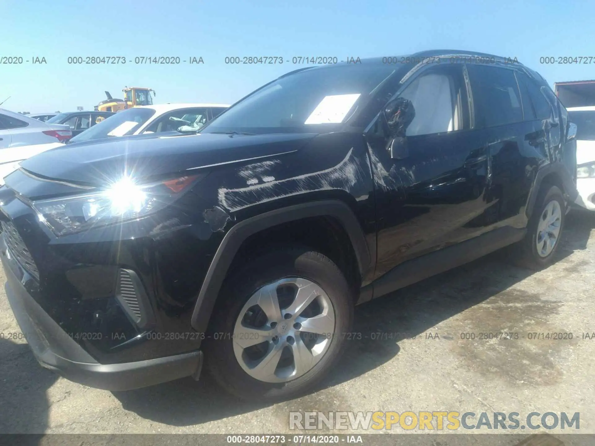 2 Photograph of a damaged car 2T3H1RFV0KC027318 TOYOTA RAV4 2019