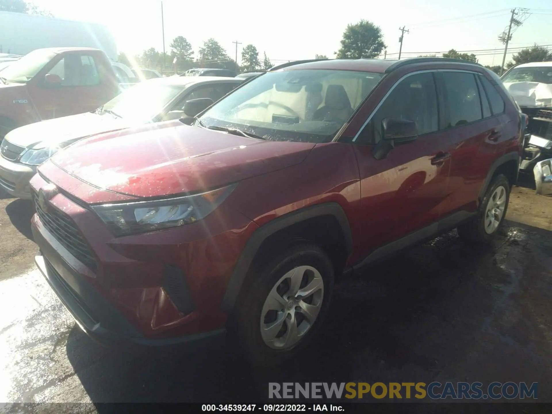 2 Фотография поврежденного автомобиля 2T3H1RFV0KW038169 TOYOTA RAV4 2019