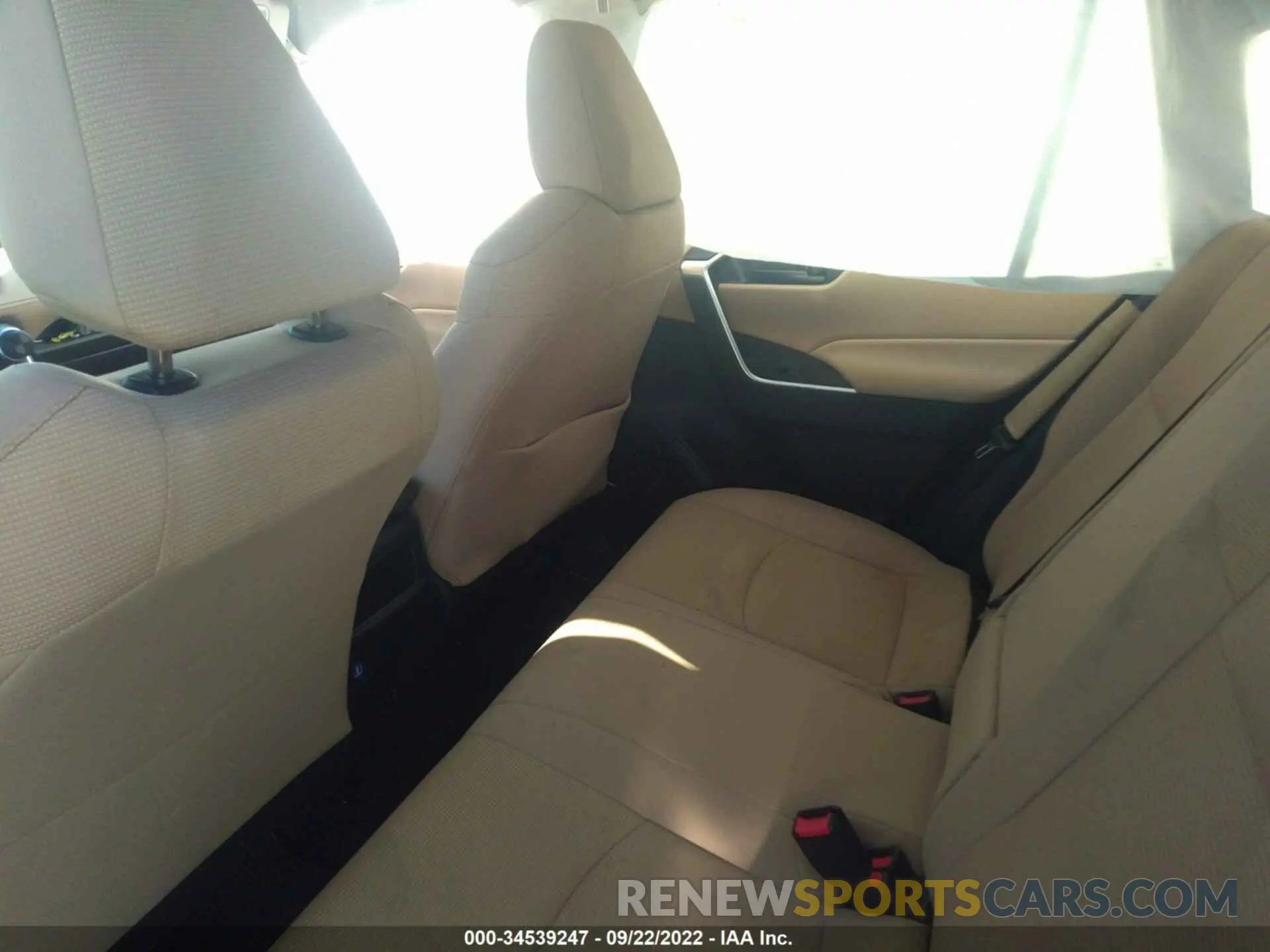 8 Фотография поврежденного автомобиля 2T3H1RFV0KW038169 TOYOTA RAV4 2019