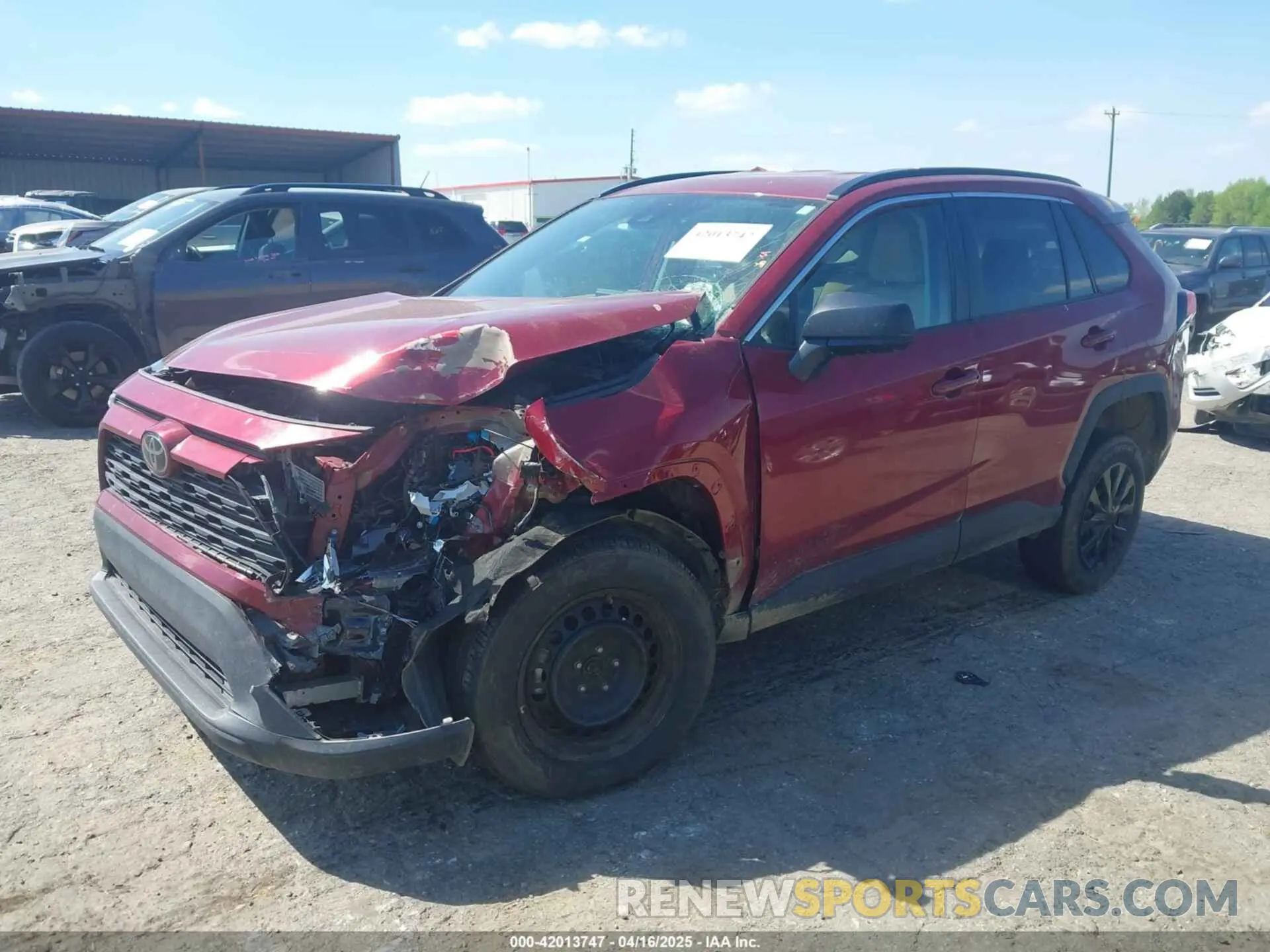 2 Фотография поврежденного автомобиля 2T3H1RFV0KW040262 TOYOTA RAV4 2019