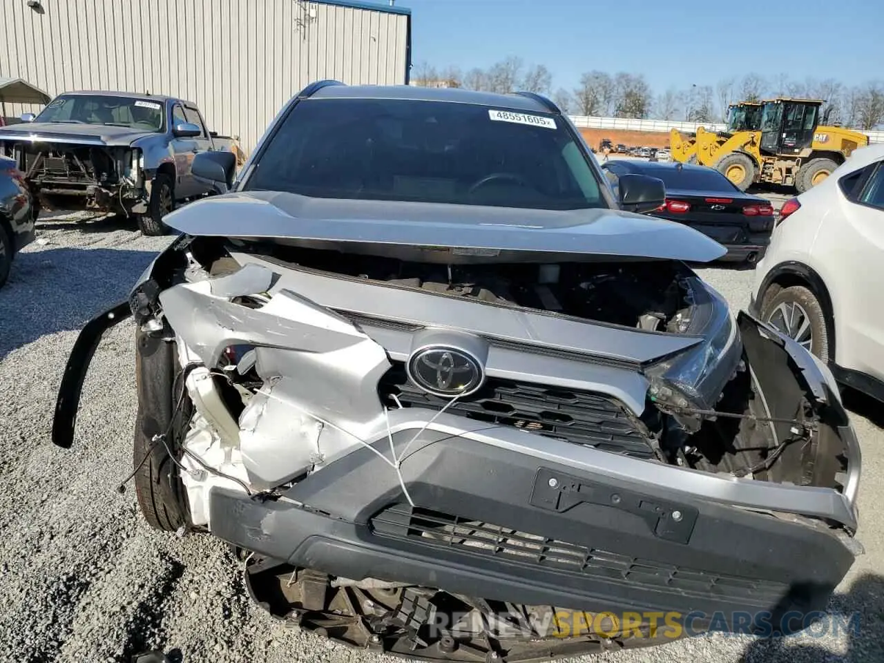 5 Photograph of a damaged car 2T3H1RFV0KW056252 TOYOTA RAV4 2019