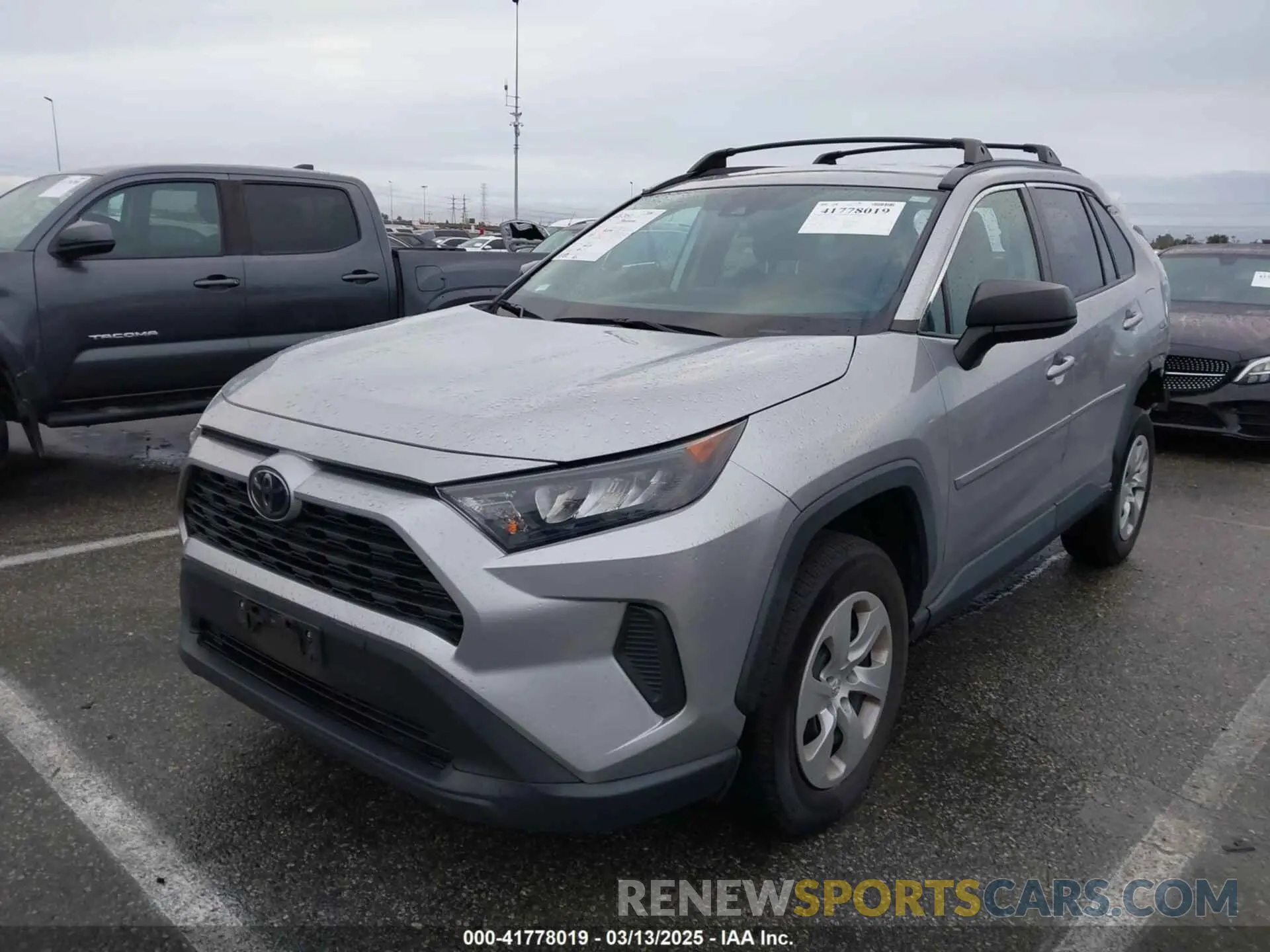 2 Фотография поврежденного автомобиля 2T3H1RFV1KC018336 TOYOTA RAV4 2019