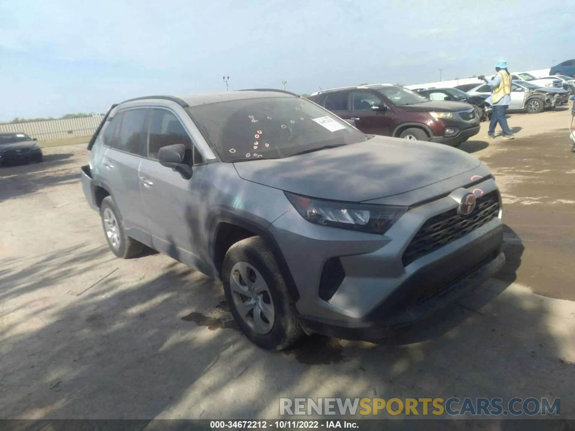 1 Фотография поврежденного автомобиля 2T3H1RFV1KC018613 TOYOTA RAV4 2019