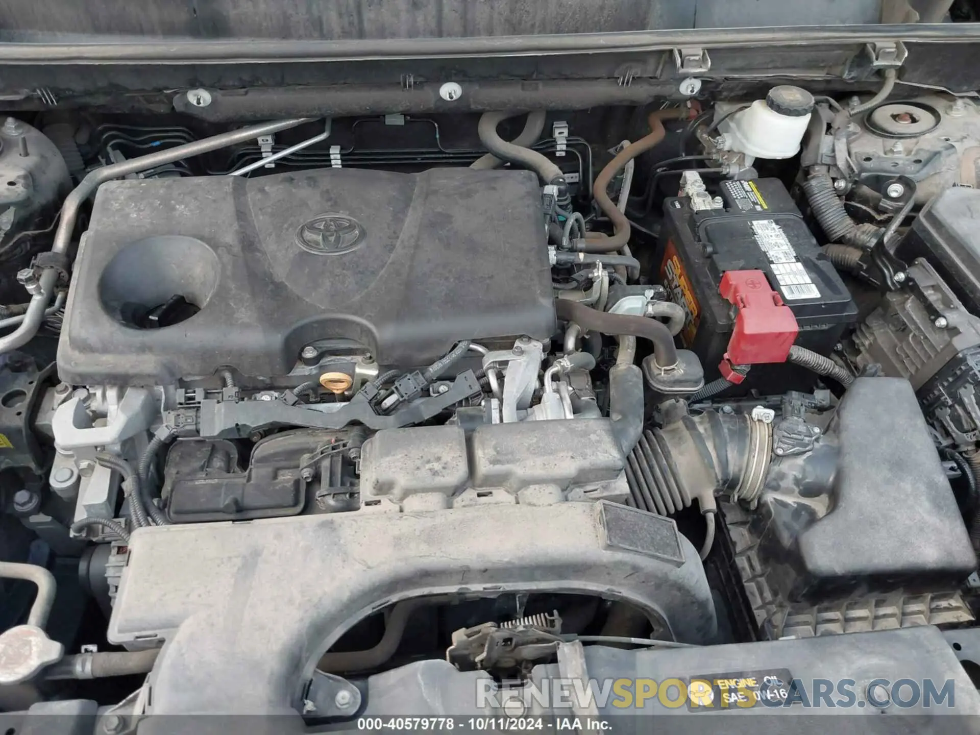 10 Photograph of a damaged car 2T3H1RFV1KW004385 TOYOTA RAV4 2019