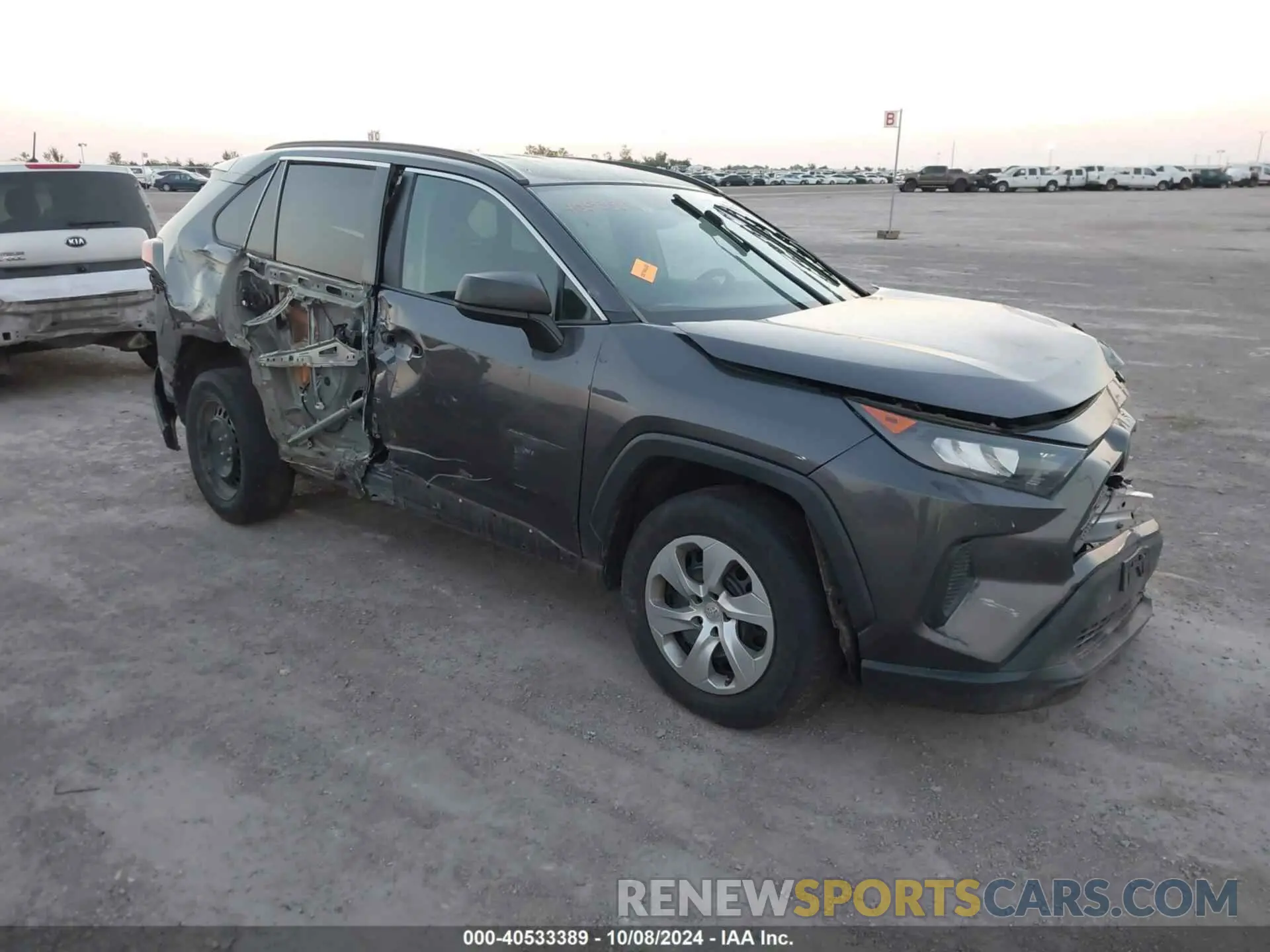 1 Фотография поврежденного автомобиля 2T3H1RFV1KW015676 TOYOTA RAV4 2019
