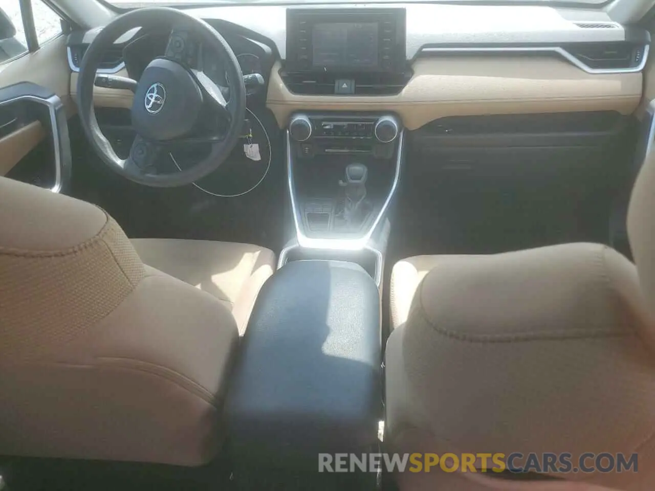 8 Photograph of a damaged car 2T3H1RFV2KC013923 TOYOTA RAV4 2019