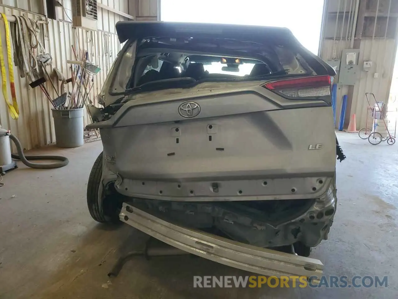 6 Фотография поврежденного автомобиля 2T3H1RFV3KC006561 TOYOTA RAV4 2019