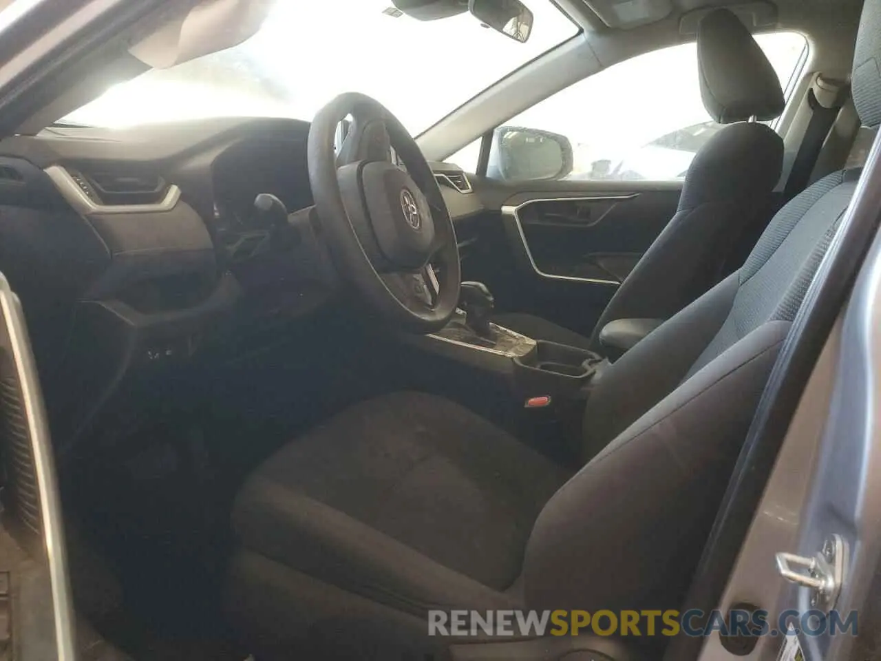 7 Фотография поврежденного автомобиля 2T3H1RFV3KC006561 TOYOTA RAV4 2019