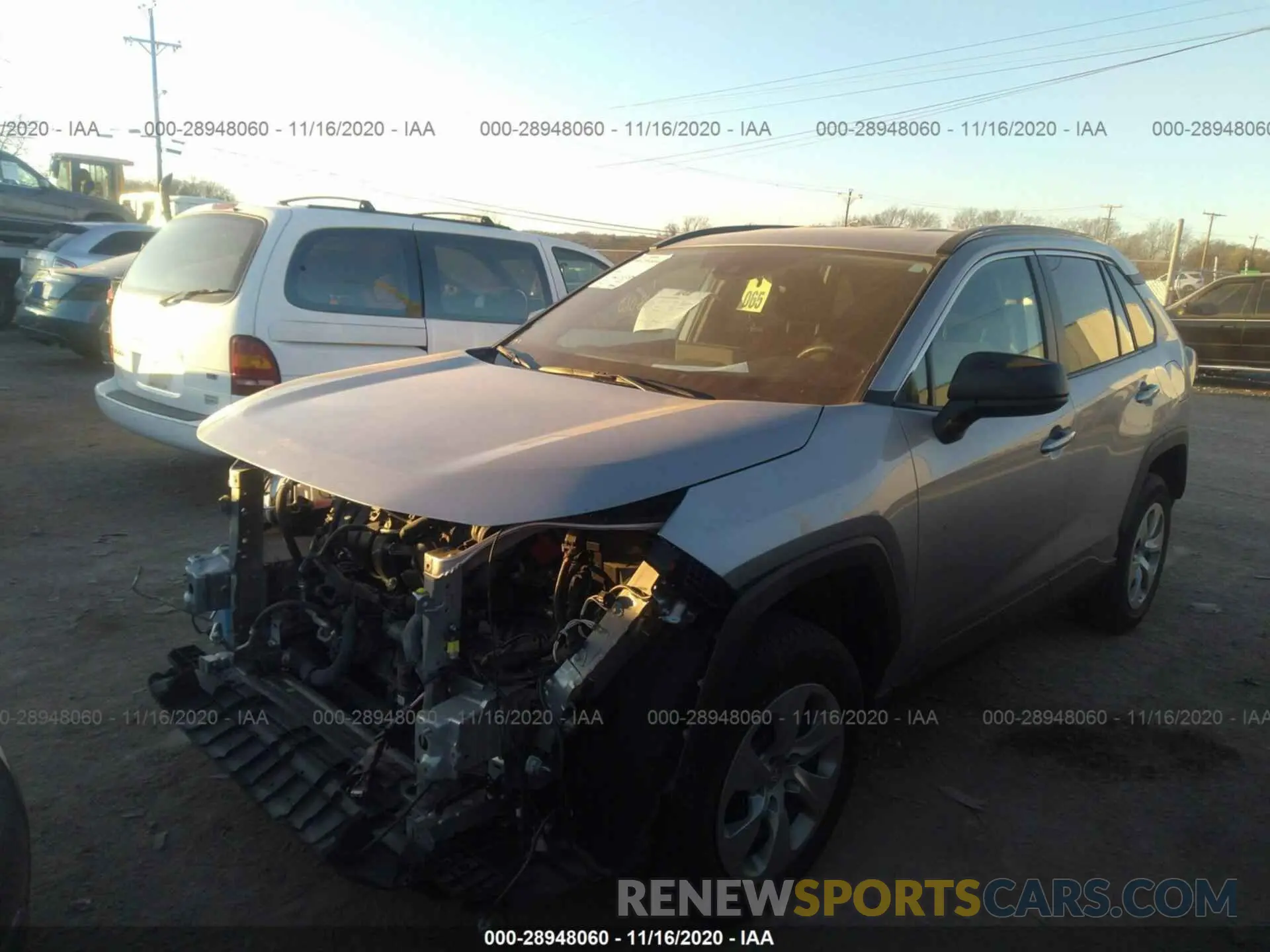 2 Photograph of a damaged car 2T3H1RFV3KC023604 TOYOTA RAV4 2019