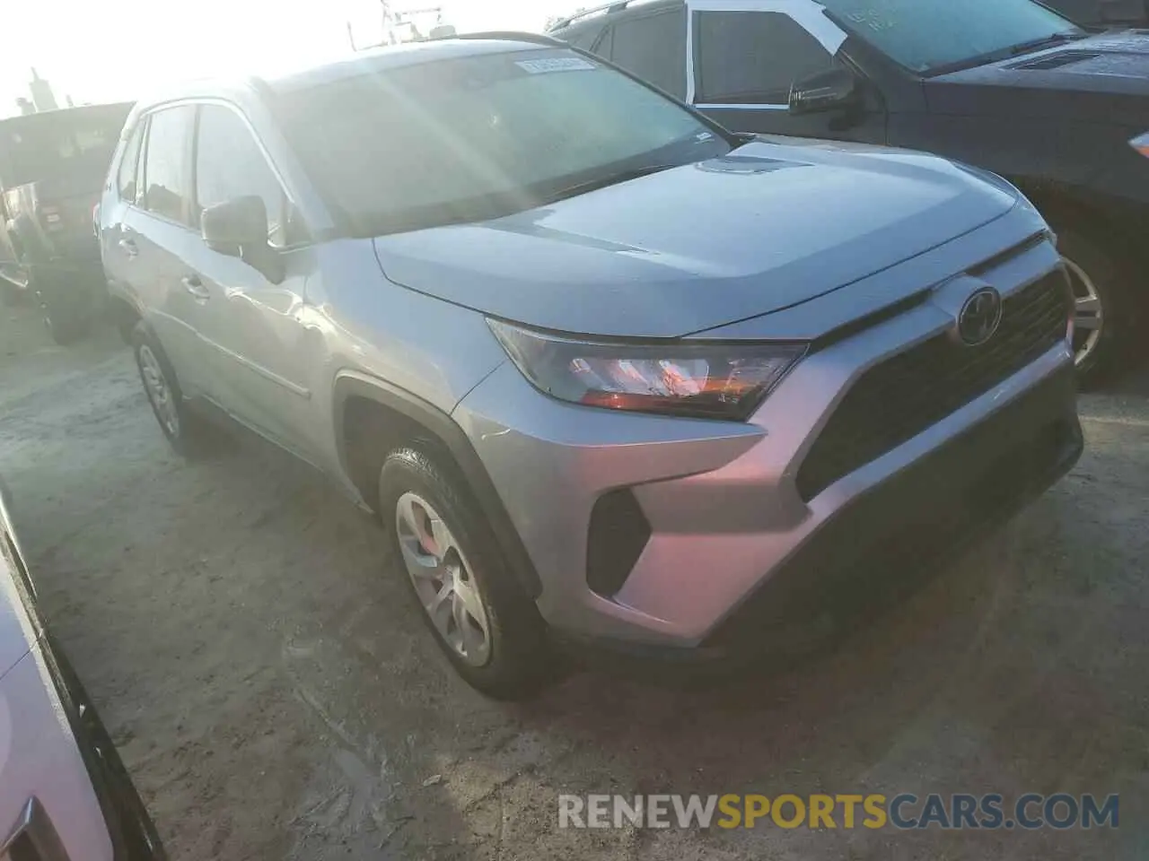 4 Фотография поврежденного автомобиля 2T3H1RFV3KW022046 TOYOTA RAV4 2019