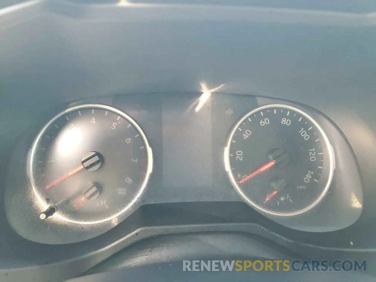 9 Фотография поврежденного автомобиля 2T3H1RFV3KW022046 TOYOTA RAV4 2019