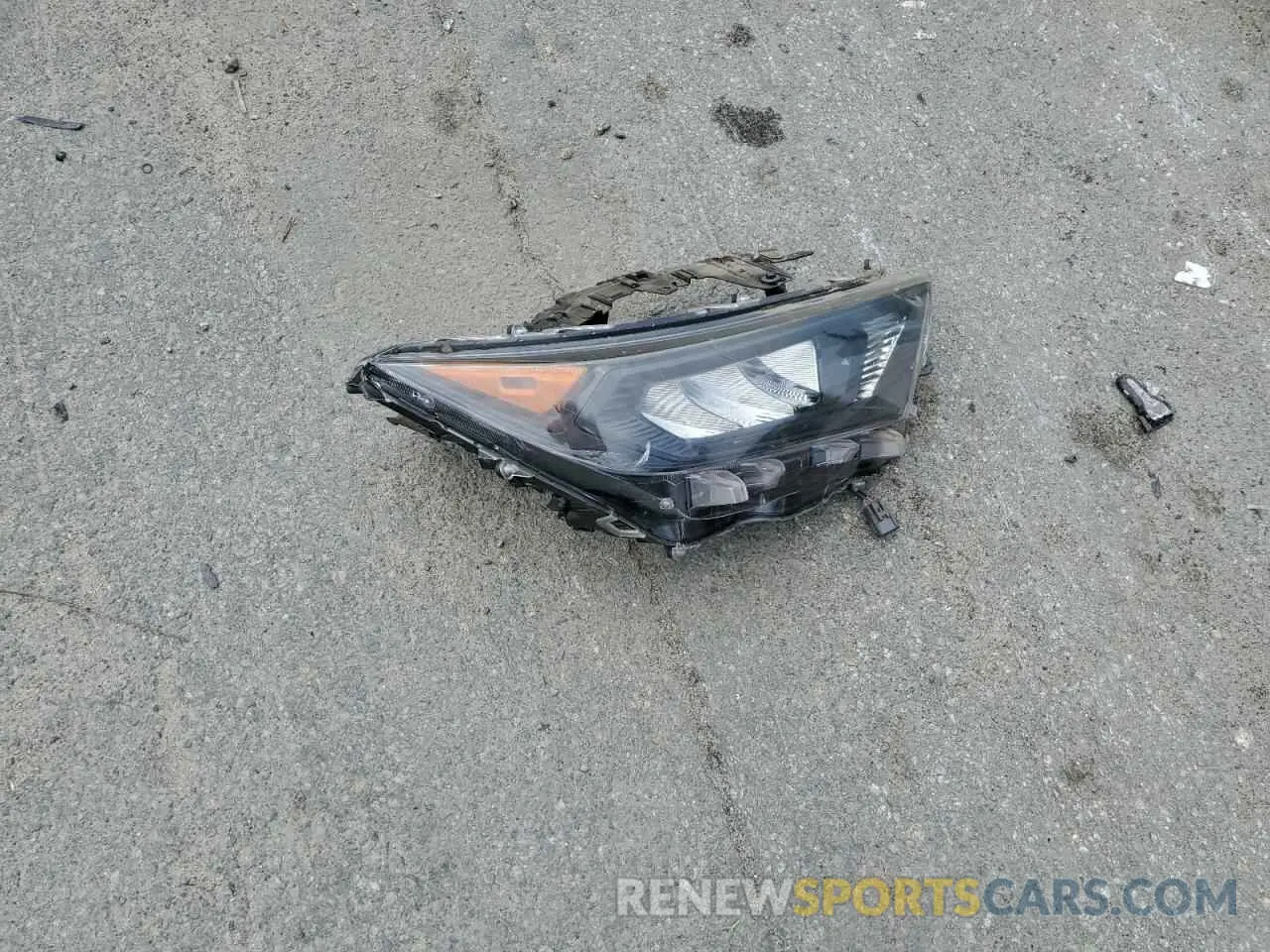 13 Фотография поврежденного автомобиля 2T3H1RFV3KW036951 TOYOTA RAV4 2019