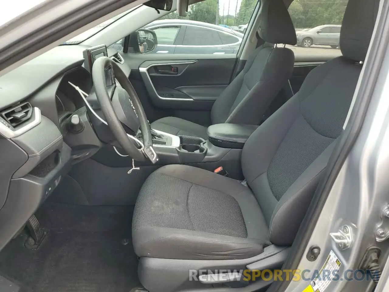7 Фотография поврежденного автомобиля 2T3H1RFV3KW036951 TOYOTA RAV4 2019