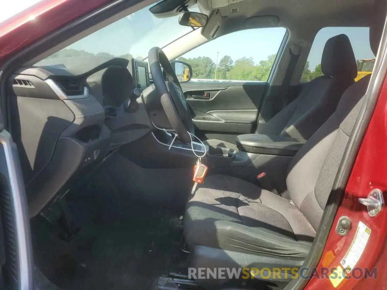 7 Photograph of a damaged car 2T3H1RFV4KC019710 TOYOTA RAV4 2019