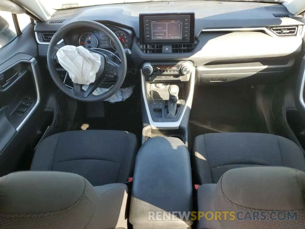 8 Фотография поврежденного автомобиля 2T3H1RFV4KC027399 TOYOTA RAV4 2019