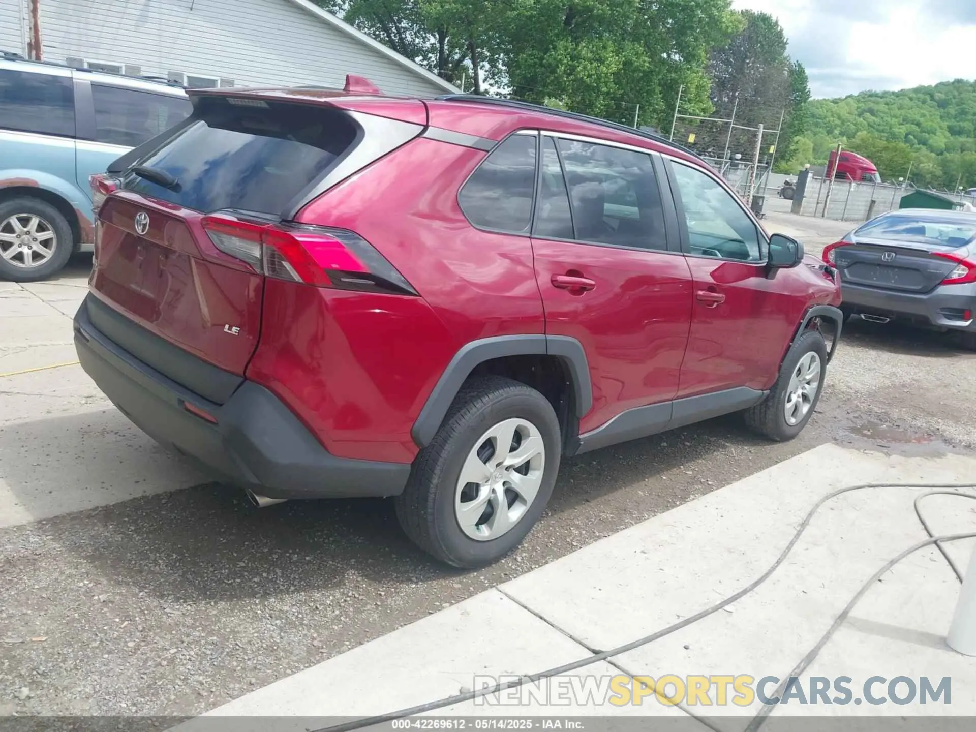 4 Фотография поврежденного автомобиля 2T3H1RFV4KW002890 TOYOTA RAV4 2019