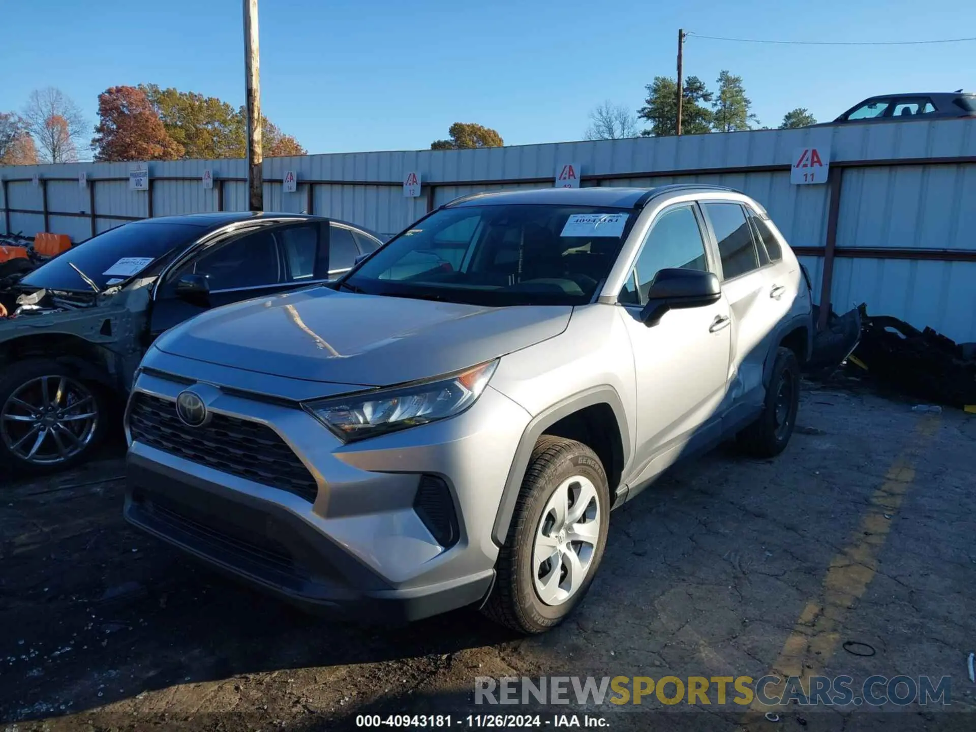 2 Photograph of a damaged car 2T3H1RFV4KW042659 TOYOTA RAV4 2019