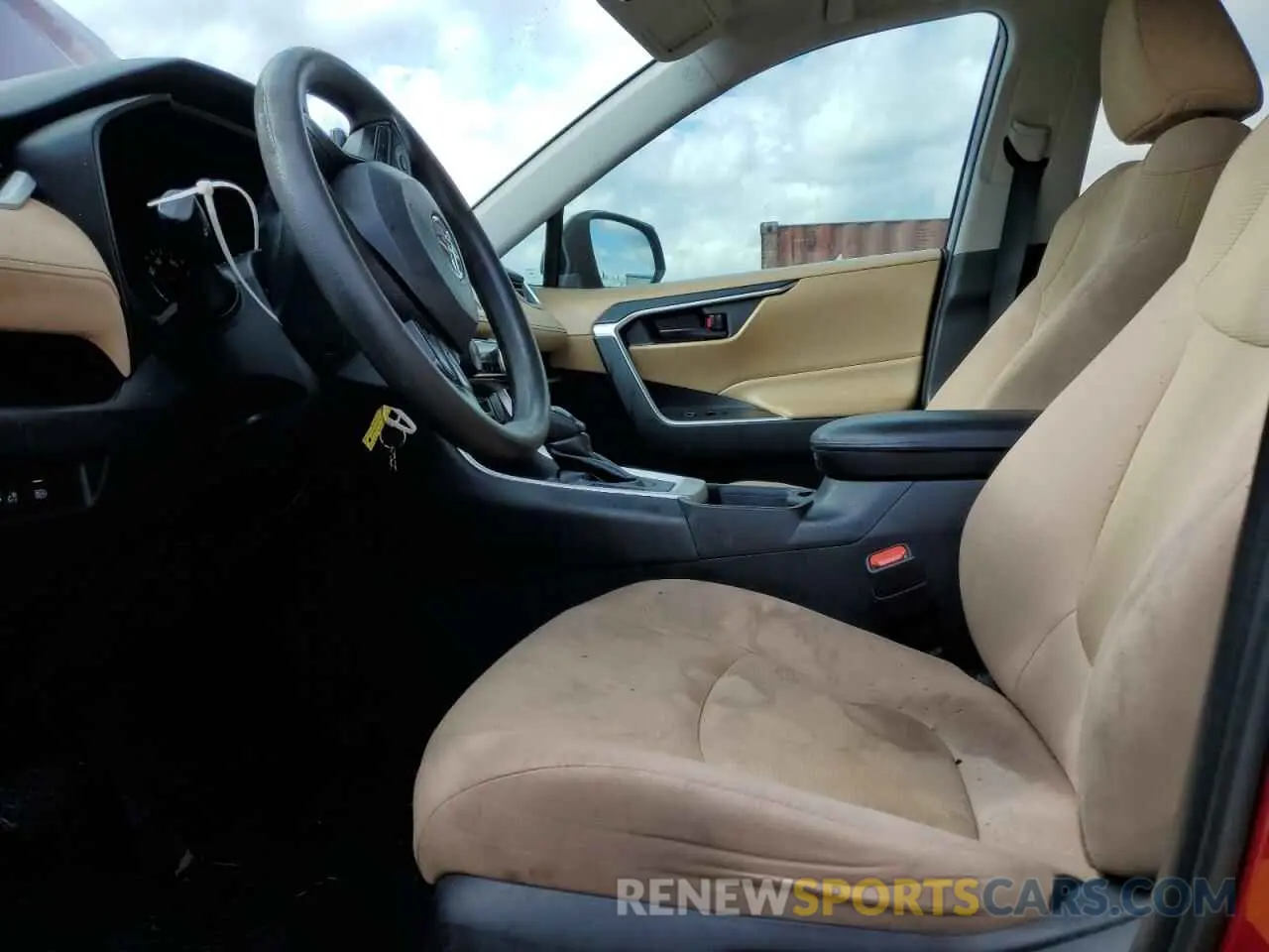 7 Фотография поврежденного автомобиля 2T3H1RFV4KW050874 TOYOTA RAV4 2019