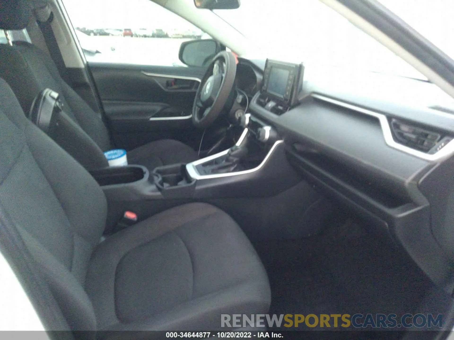 5 Фотография поврежденного автомобиля 2T3H1RFV5KC007050 TOYOTA RAV4 2019