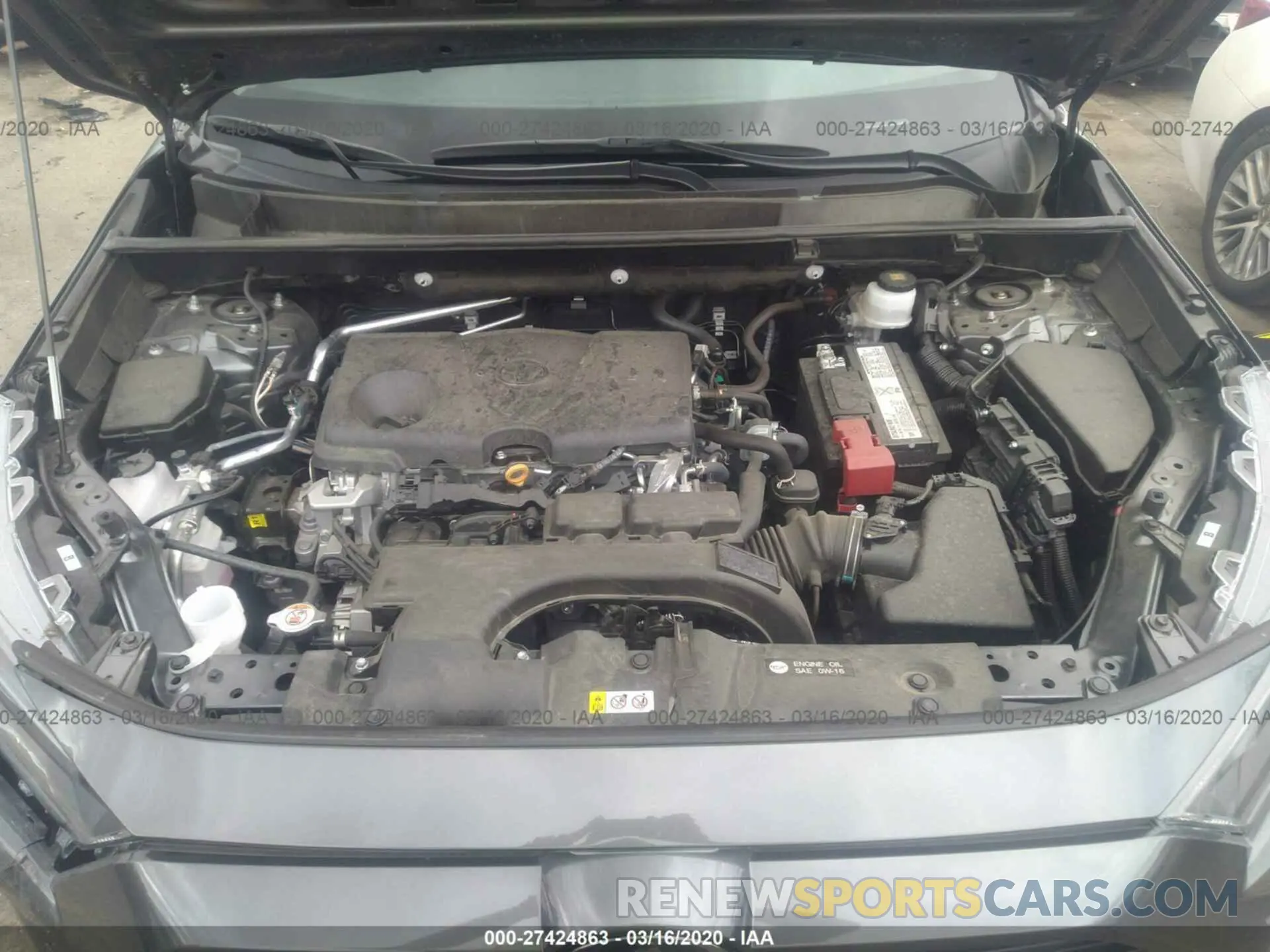 10 Photograph of a damaged car 2T3H1RFV5KC012118 TOYOTA RAV4 2019
