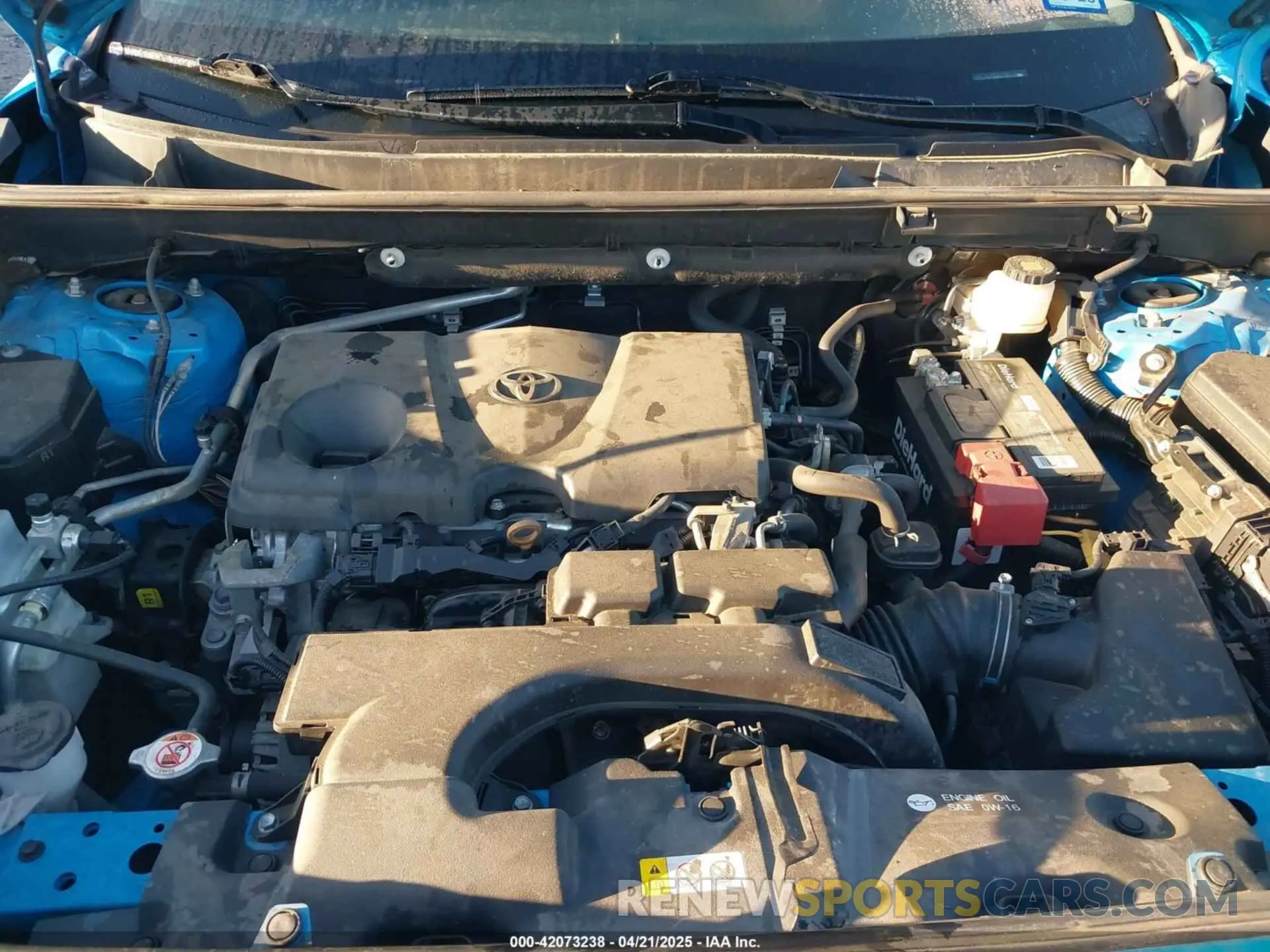 10 Фотография поврежденного автомобиля 2T3H1RFV5KW034652 TOYOTA RAV4 2019