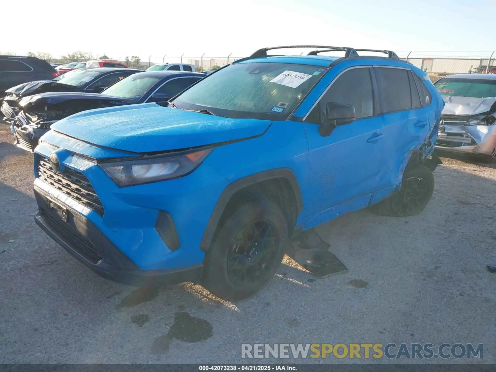 2 Фотография поврежденного автомобиля 2T3H1RFV5KW034652 TOYOTA RAV4 2019