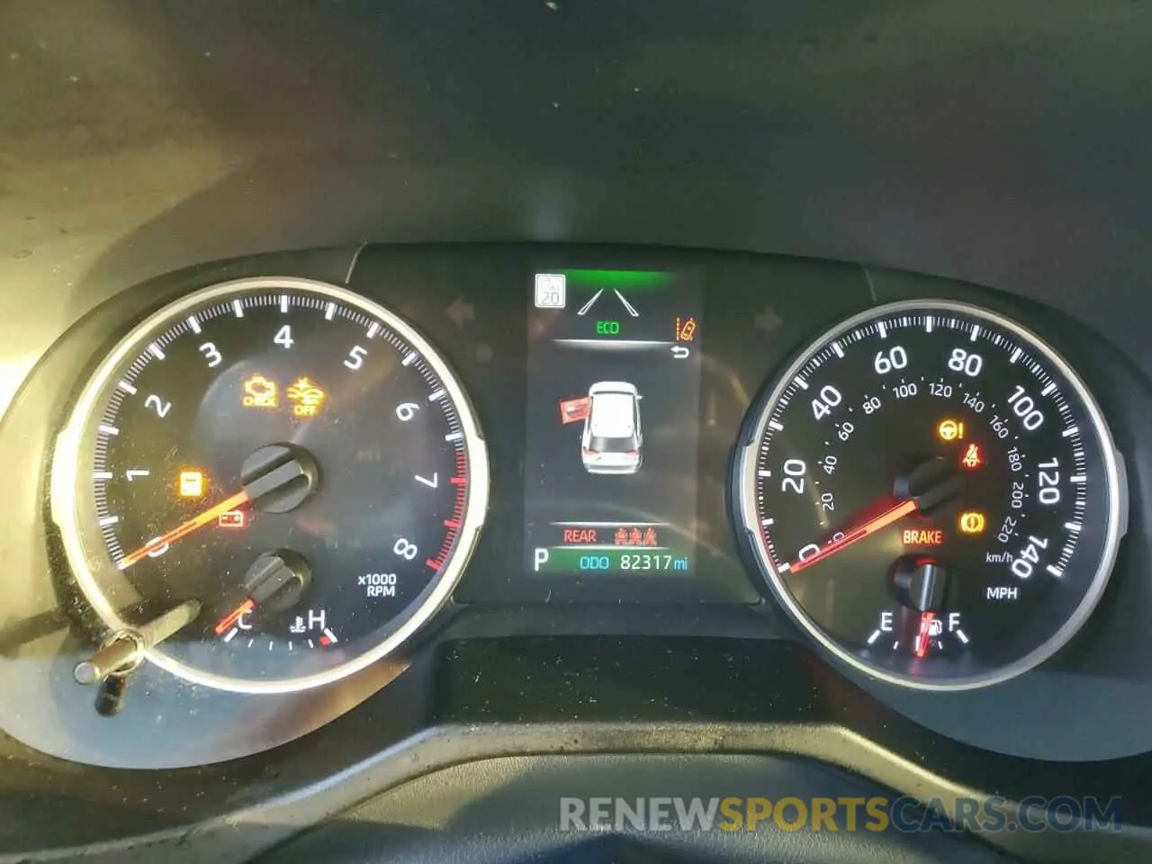 9 Photograph of a damaged car 2T3H1RFV5KW041343 TOYOTA RAV4 2019