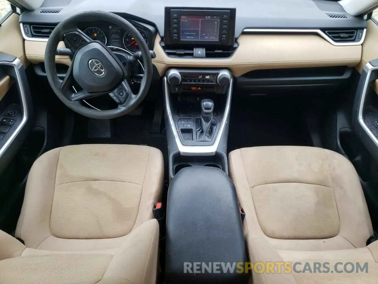 8 Photograph of a damaged car 2T3H1RFV5KW057543 TOYOTA RAV4 2019