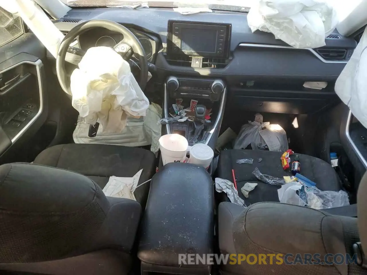 8 Photograph of a damaged car 2T3H1RFV6KW006312 TOYOTA RAV4 2019