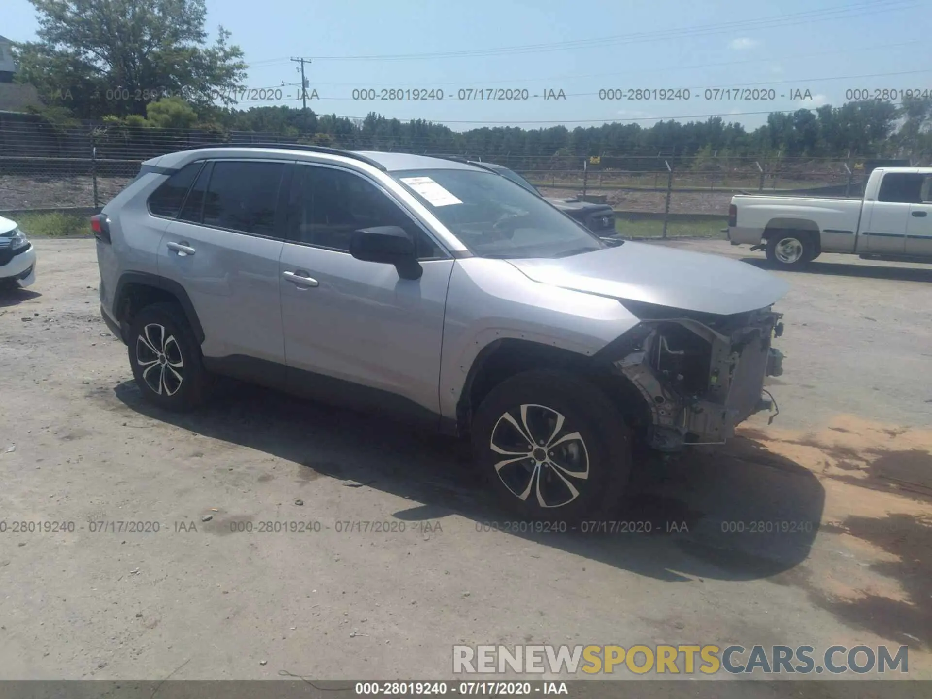 1 Photograph of a damaged car 2T3H1RFV7KW029808 TOYOTA RAV4 2019