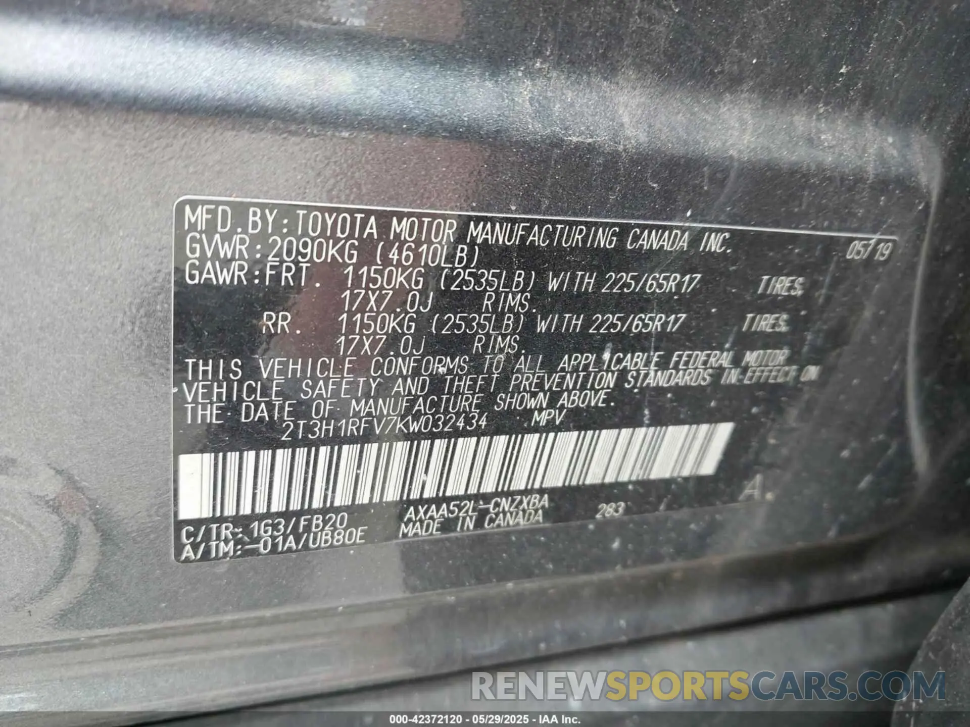 9 Photograph of a damaged car 2T3H1RFV7KW032434 TOYOTA RAV4 2019