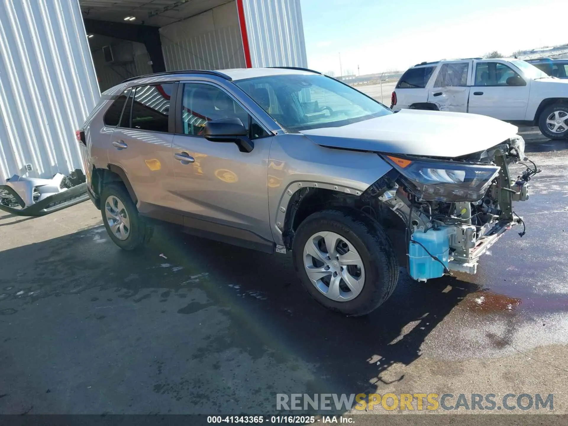 1 Фотография поврежденного автомобиля 2T3H1RFV7KW048973 TOYOTA RAV4 2019