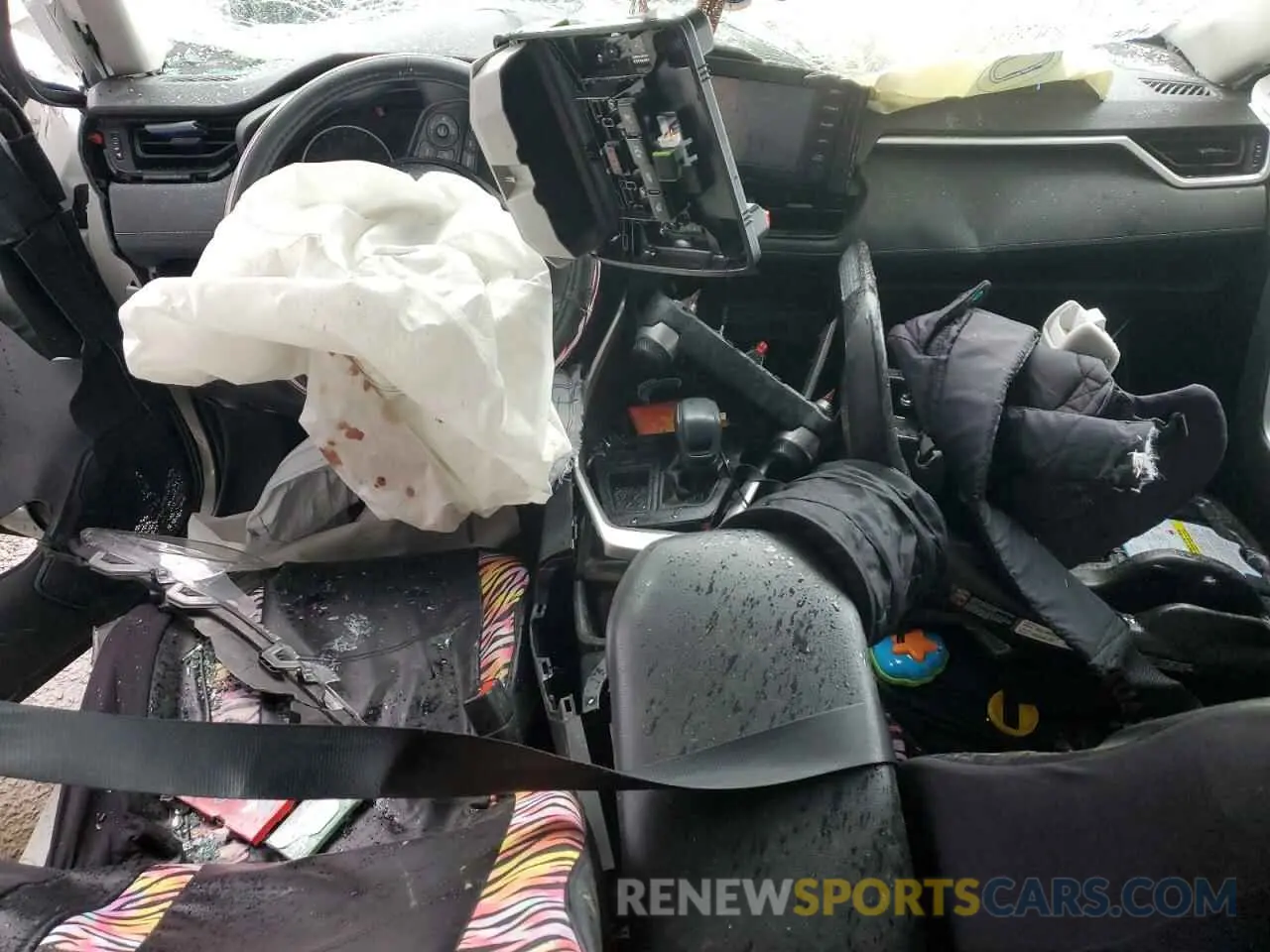 8 Фотография поврежденного автомобиля 2T3H1RFV8KC011352 TOYOTA RAV4 2019