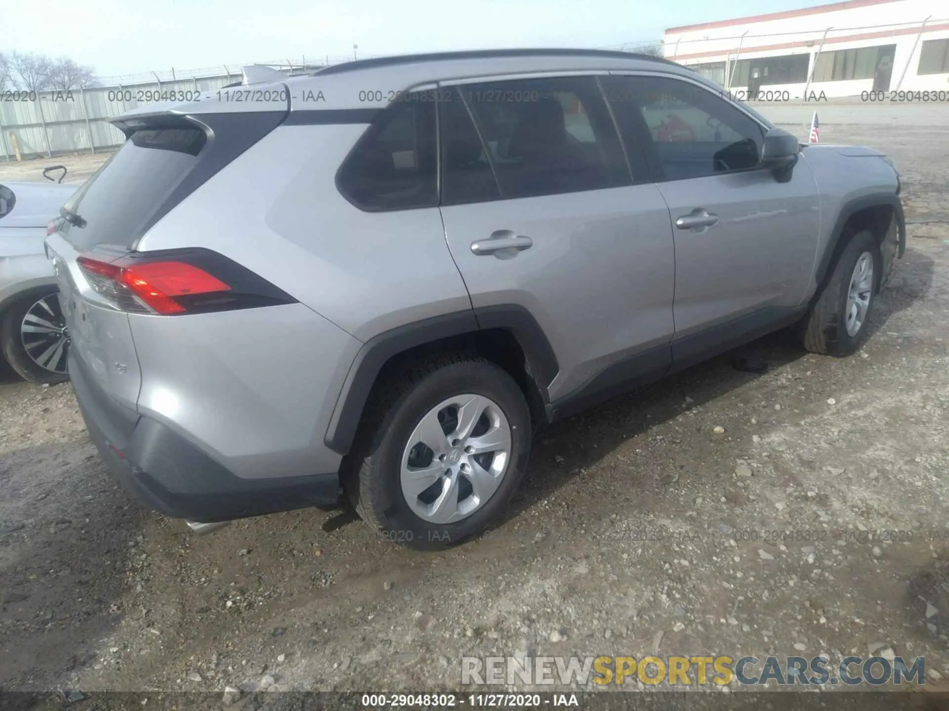 4 Photograph of a damaged car 2T3H1RFV8KC025851 TOYOTA RAV4 2019