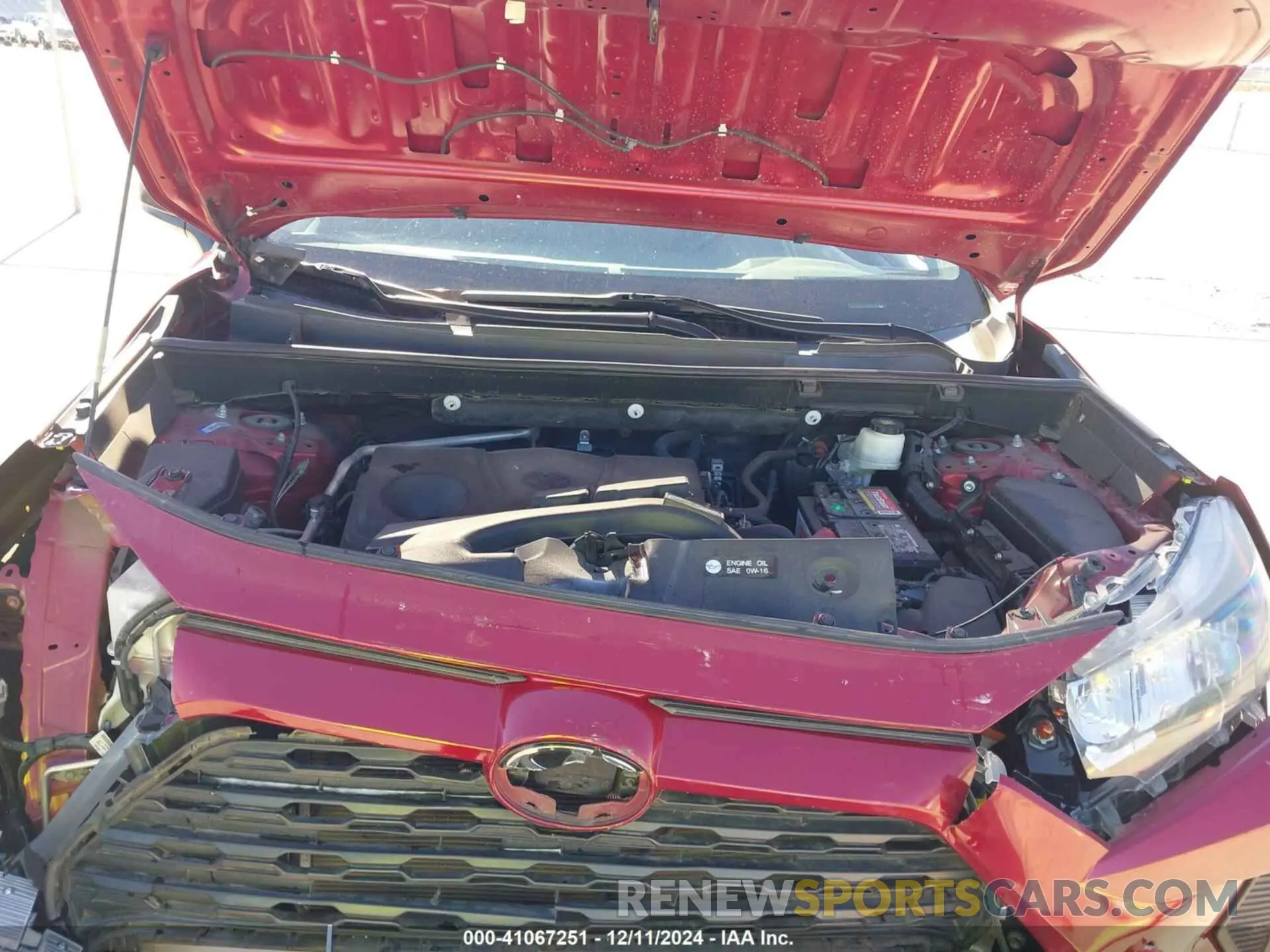 10 Фотография поврежденного автомобиля 2T3H1RFV8KW048836 TOYOTA RAV4 2019