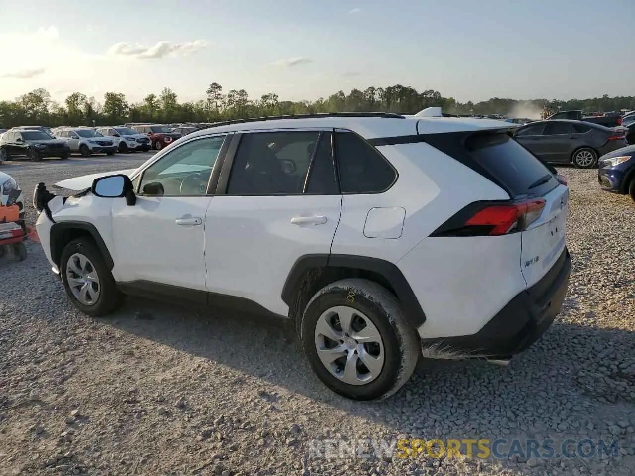 2 Фотография поврежденного автомобиля 2T3H1RFV8KW053938 TOYOTA RAV4 2019