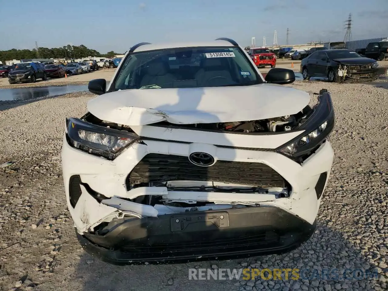 5 Фотография поврежденного автомобиля 2T3H1RFV8KW053938 TOYOTA RAV4 2019