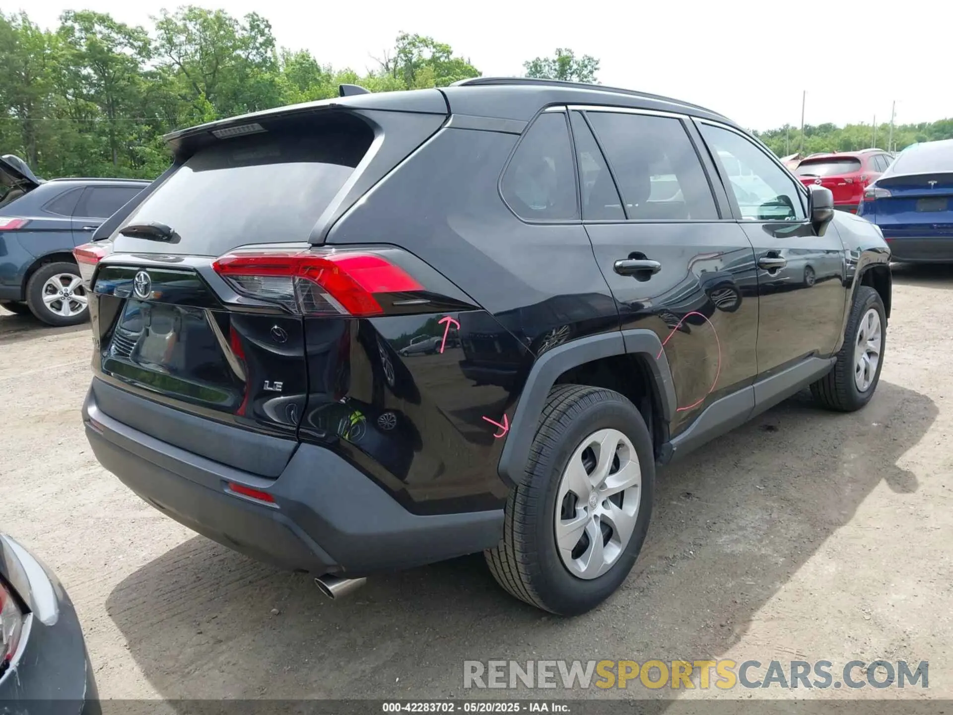4 Фотография поврежденного автомобиля 2T3H1RFV9KC020674 TOYOTA RAV4 2019
