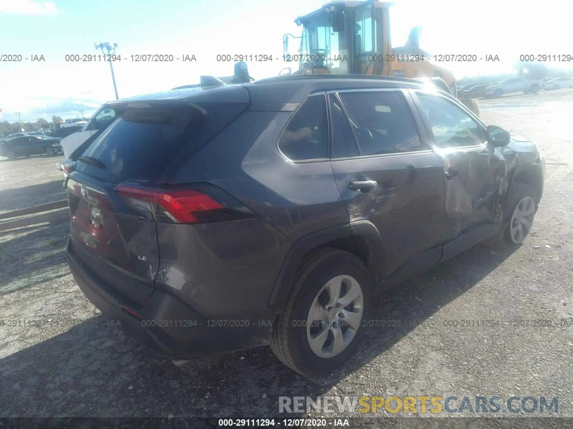 4 Фотография поврежденного автомобиля 2T3H1RFV9KW002819 TOYOTA RAV4 2019