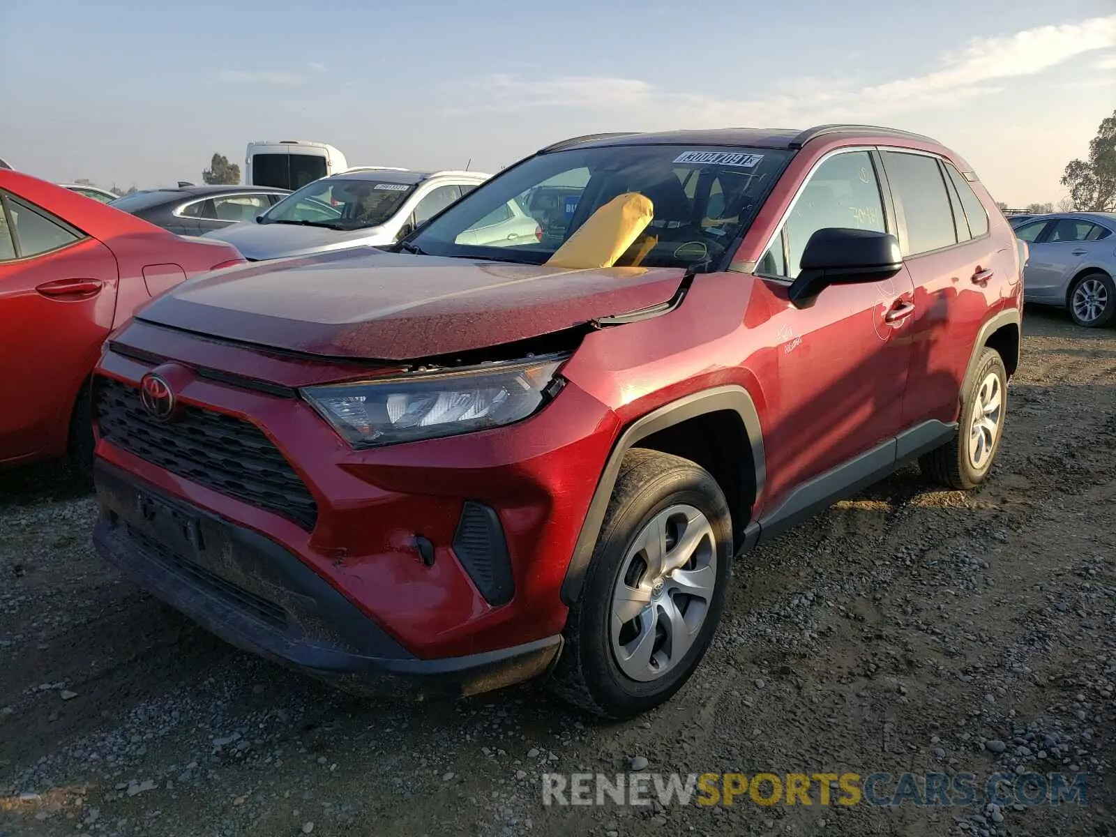 2 Photograph of a damaged car 2T3H1RFV9KW008393 TOYOTA RAV4 2019