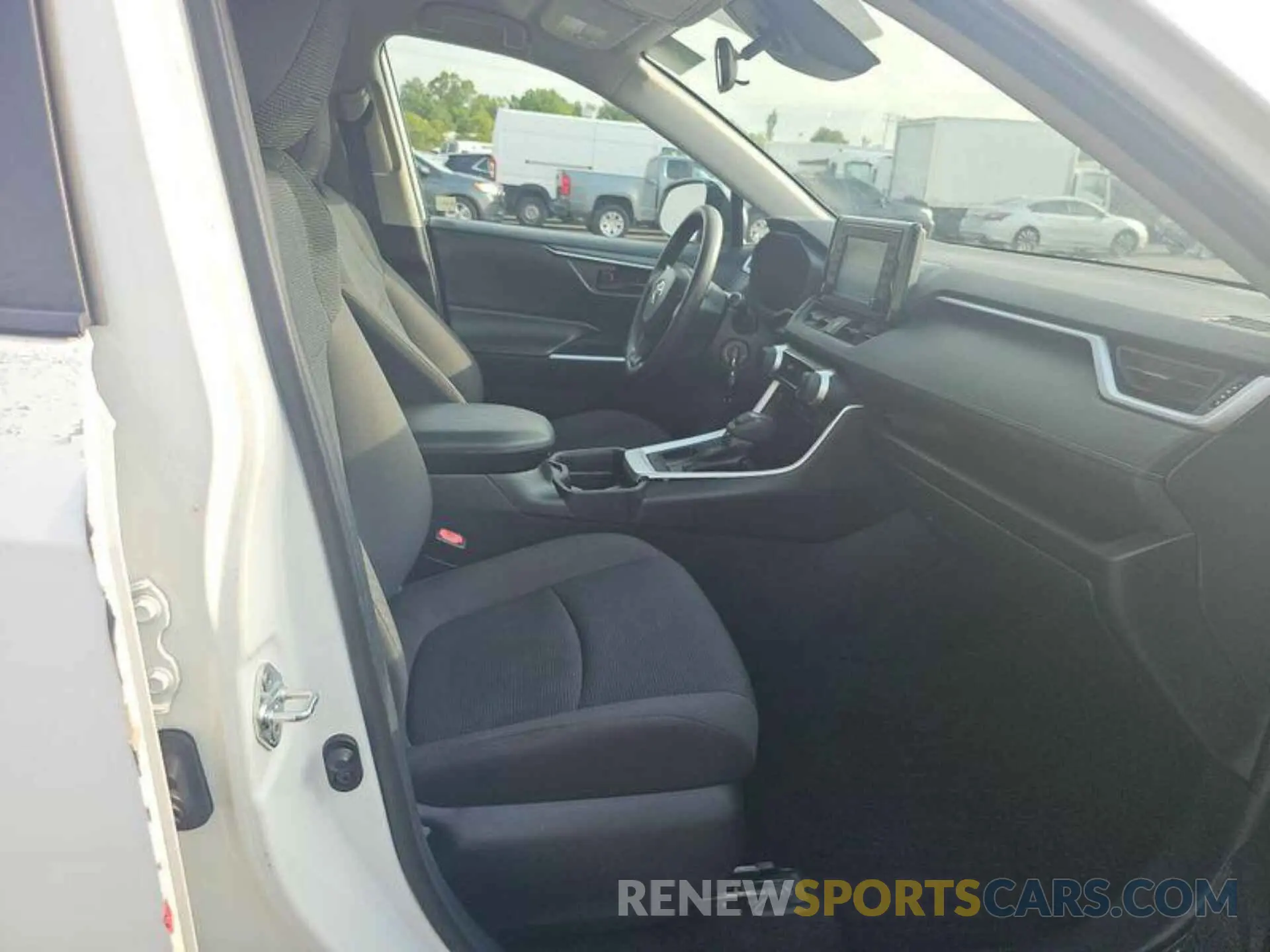 14 Фотография поврежденного автомобиля 2T3H1RFV9KW052572 TOYOTA RAV4 2019