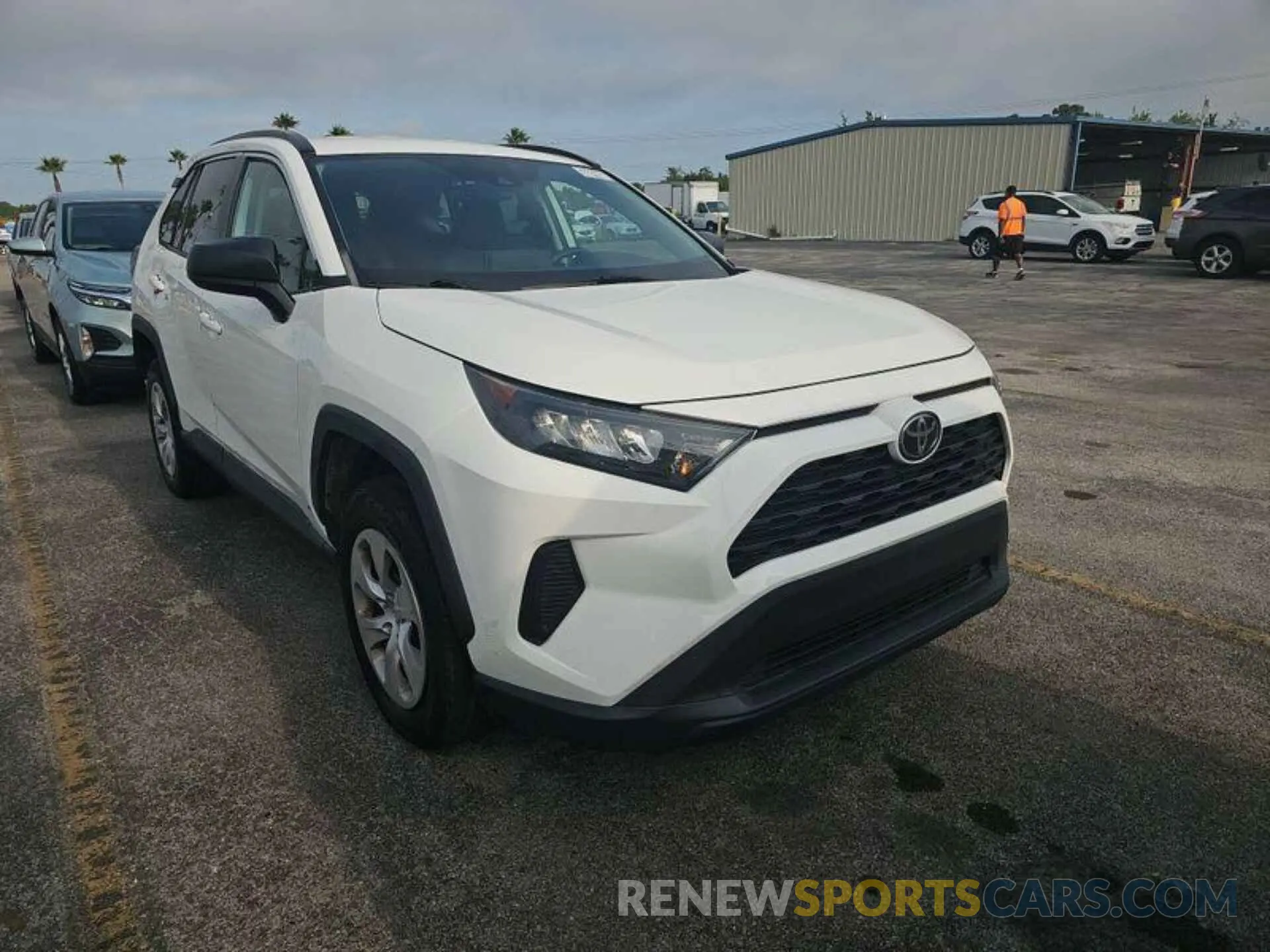 3 Фотография поврежденного автомобиля 2T3H1RFV9KW052572 TOYOTA RAV4 2019