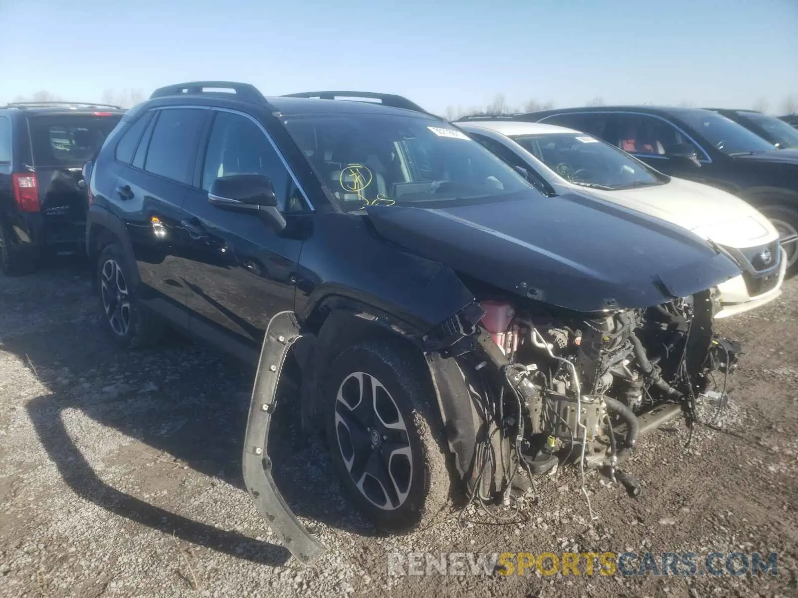 1 Photograph of a damaged car 2T3J1RFV0KW030543 TOYOTA RAV4 2019